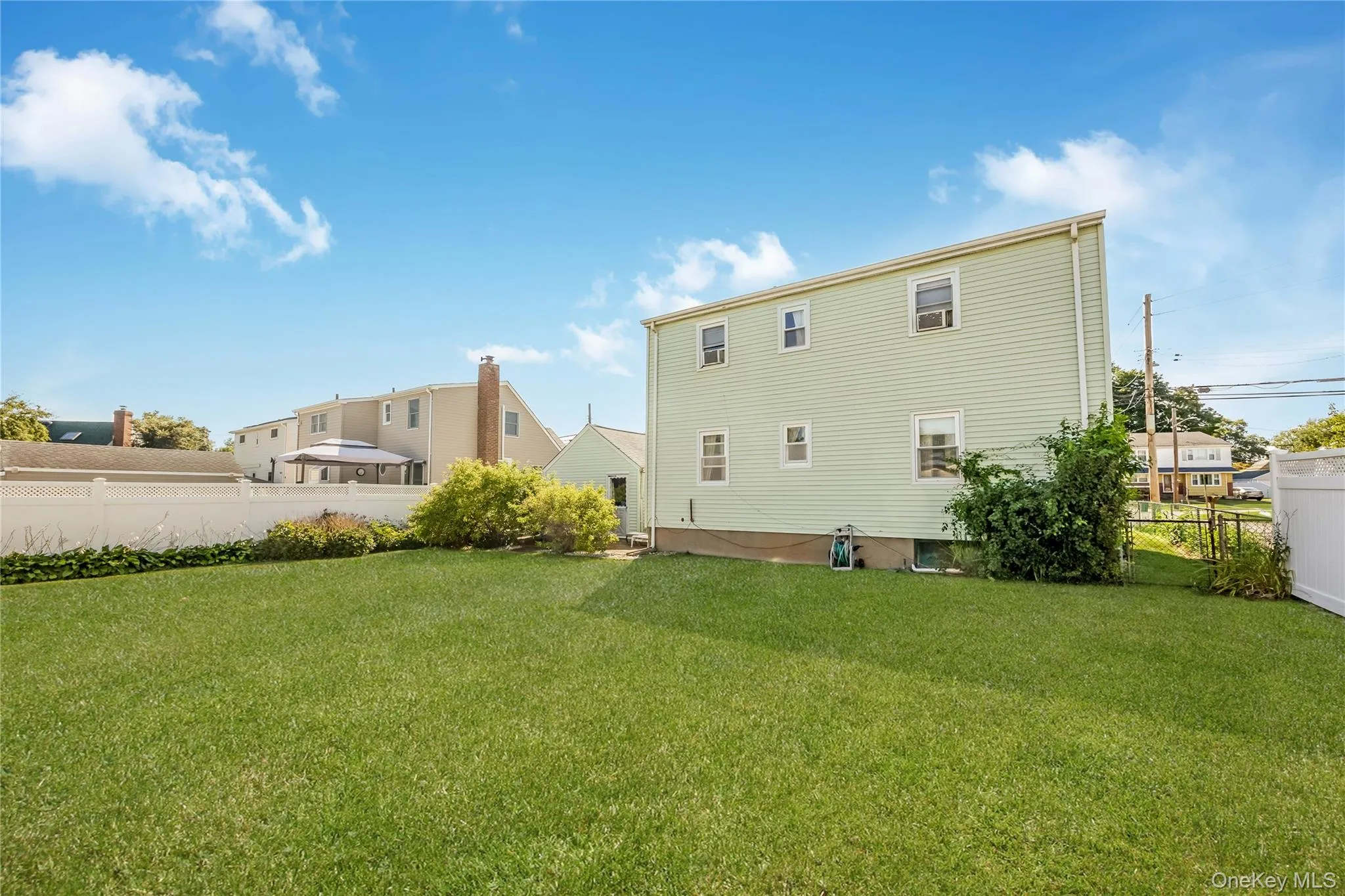 45 Birch Avenue, Babylon, NY, 4 Bedrooms Bedrooms, 8 Rooms Rooms,2 BathroomsBathrooms,Residential,For Rent,Birch,0,1028388 45 Birch Avenue, Babylon, NY, 4 Bedrooms Bedrooms, 8 Rooms Rooms,2 BathroomsBathrooms,Residential,For Rent,Birch,0,1028388