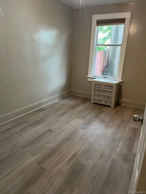 281 Hillside Avenue, North Hempstead, NY, 1 Bedroom Bedrooms, 3 Rooms Rooms,1 BathroomBathrooms,Residential Lease,For Rent,Hillside,0,1028390 281 Hillside Avenue, North Hempstead, NY, 1 Bedroom Bedrooms, 3 Rooms Rooms,1 BathroomBathrooms,Residential Lease,For Rent,Hillside,0,1028390