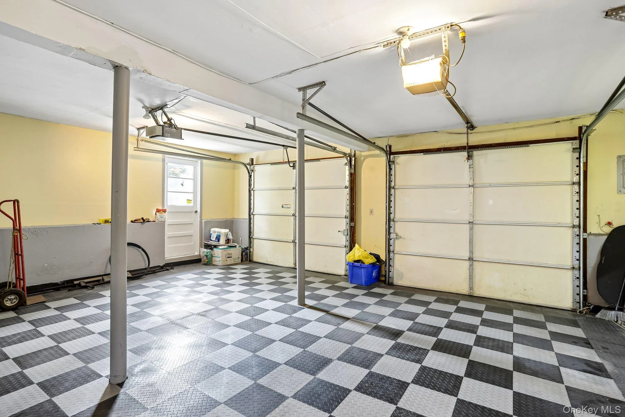 11 Harness Road, Clarkstown, NY, 4 Bedrooms Bedrooms, 8 Rooms Rooms,3 BathroomsBathrooms,Residential,For Rent,Harness,0,1028392 11 Harness Road, Clarkstown, NY, 4 Bedrooms Bedrooms, 8 Rooms Rooms,3 BathroomsBathrooms,Residential,For Rent,Harness,0,1028392