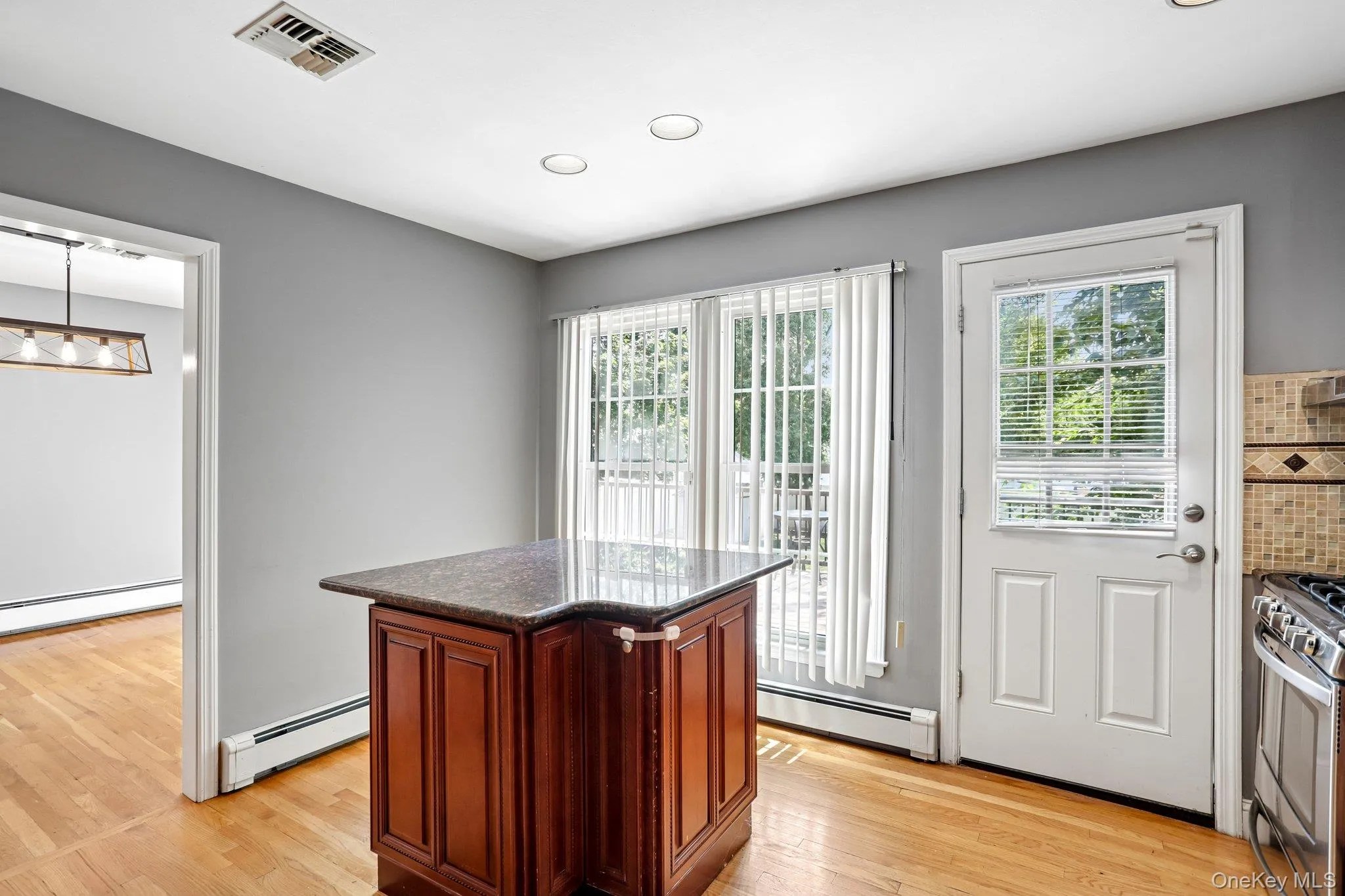 11 Harness Road, Clarkstown, NY, 4 Bedrooms Bedrooms, 8 Rooms Rooms,3 BathroomsBathrooms,Residential,For Rent,Harness,0,1028392 11 Harness Road, Clarkstown, NY, 4 Bedrooms Bedrooms, 8 Rooms Rooms,3 BathroomsBathrooms,Residential,For Rent,Harness,0,1028392