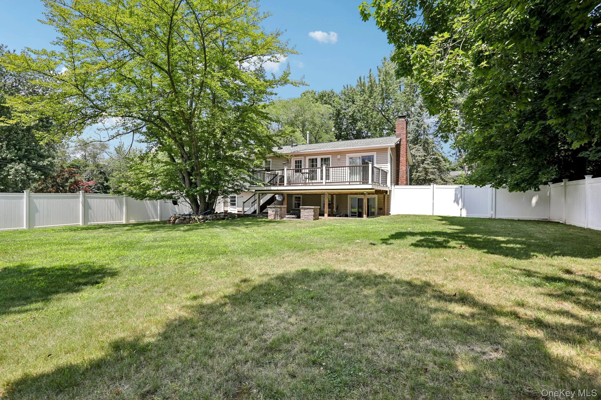11 Harness Road, Clarkstown, NY, 4 Bedrooms Bedrooms, 8 Rooms Rooms,3 BathroomsBathrooms,Residential,For Rent,Harness,0,1028392 11 Harness Road, Clarkstown, NY, 4 Bedrooms Bedrooms, 8 Rooms Rooms,3 BathroomsBathrooms,Residential,For Rent,Harness,0,1028392