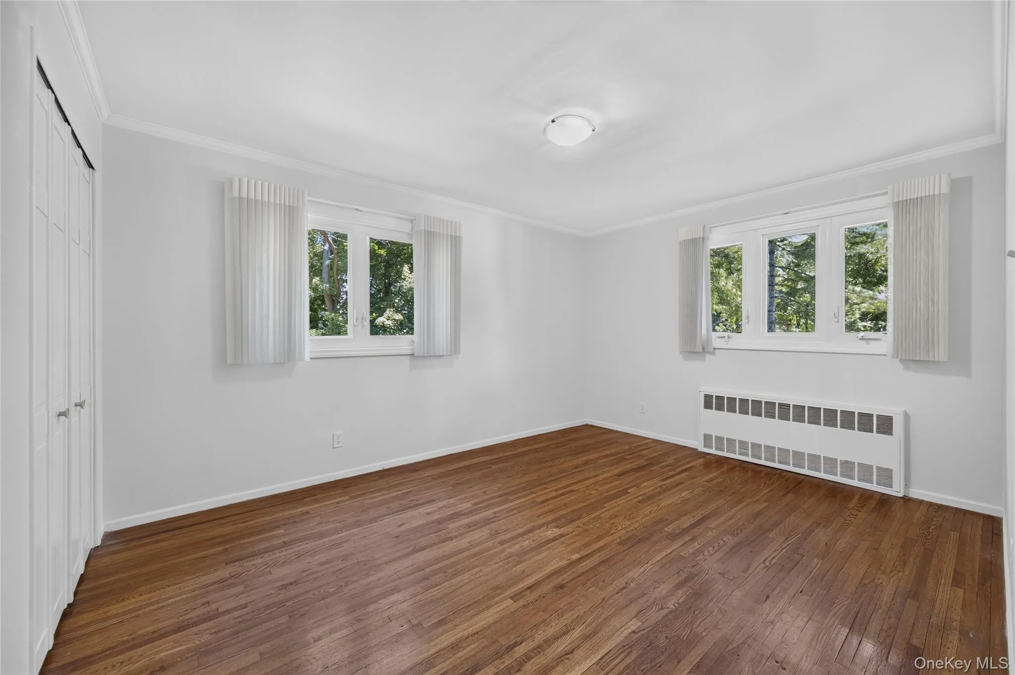 4 Waring Drive, North Hempstead, NY, 4 Bedrooms Bedrooms, 8 Rooms Rooms,3 BathroomsBathrooms,Residential,For Rent,Waring,0,1028393 4 Waring Drive, North Hempstead, NY, 4 Bedrooms Bedrooms, 8 Rooms Rooms,3 BathroomsBathrooms,Residential,For Rent,Waring,0,1028393