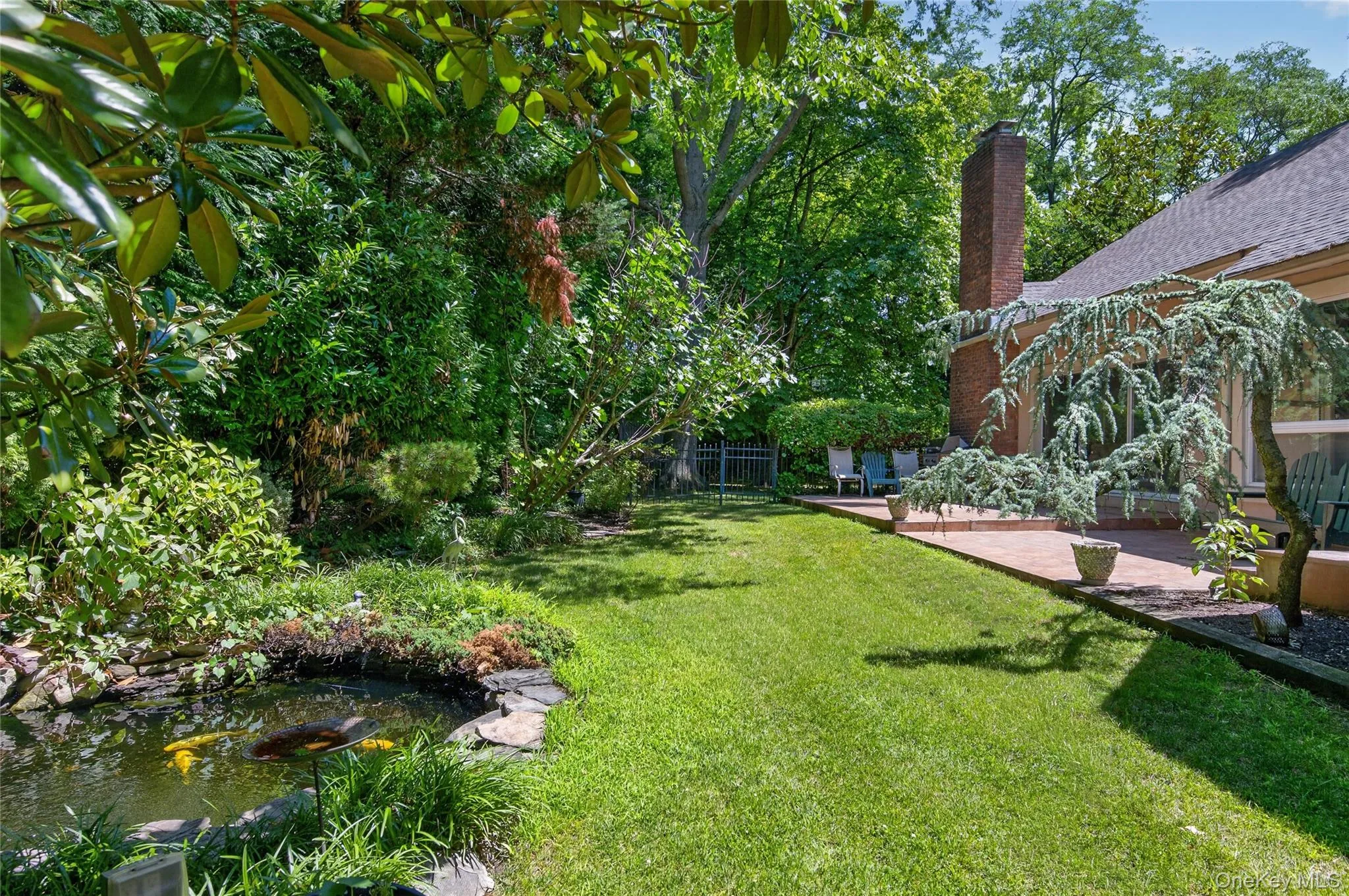 4 Waring Drive, North Hempstead, NY, 4 Bedrooms Bedrooms, 8 Rooms Rooms,3 BathroomsBathrooms,Residential,For Rent,Waring,0,1028393 4 Waring Drive, North Hempstead, NY, 4 Bedrooms Bedrooms, 8 Rooms Rooms,3 BathroomsBathrooms,Residential,For Rent,Waring,0,1028393