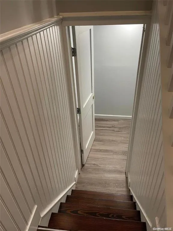 Stairway to lower level Stairway to lower level