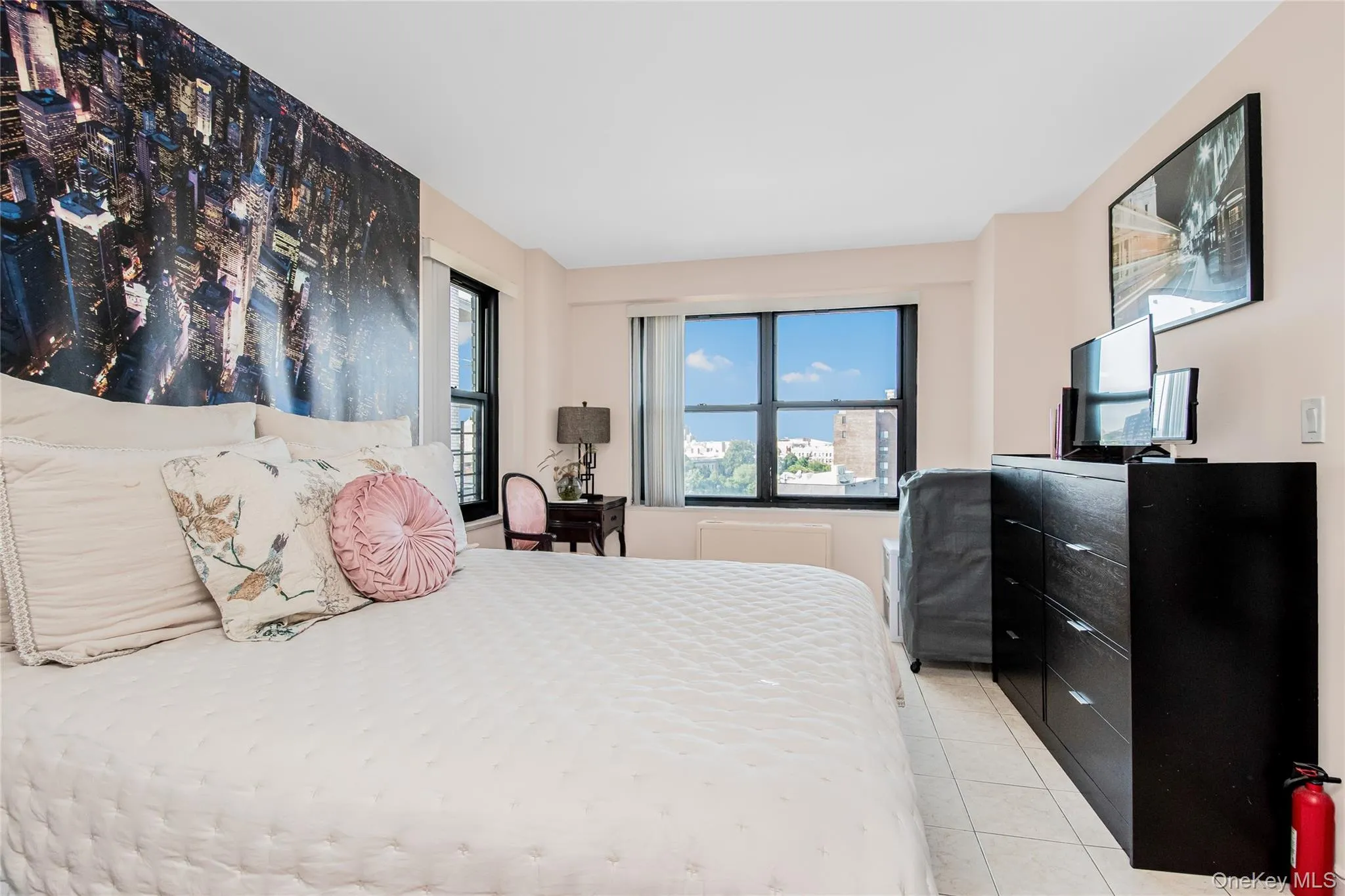 1020 Grand Concourse, New York, NY, 3 Bedrooms Bedrooms, 6 Rooms Rooms,2 BathroomsBathrooms,Residential,For Rent,Grand Concourse,0,1028402 1020 Grand Concourse, New York, NY, 3 Bedrooms Bedrooms, 6 Rooms Rooms,2 BathroomsBathrooms,Residential,For Rent,Grand Concourse,0,1028402
