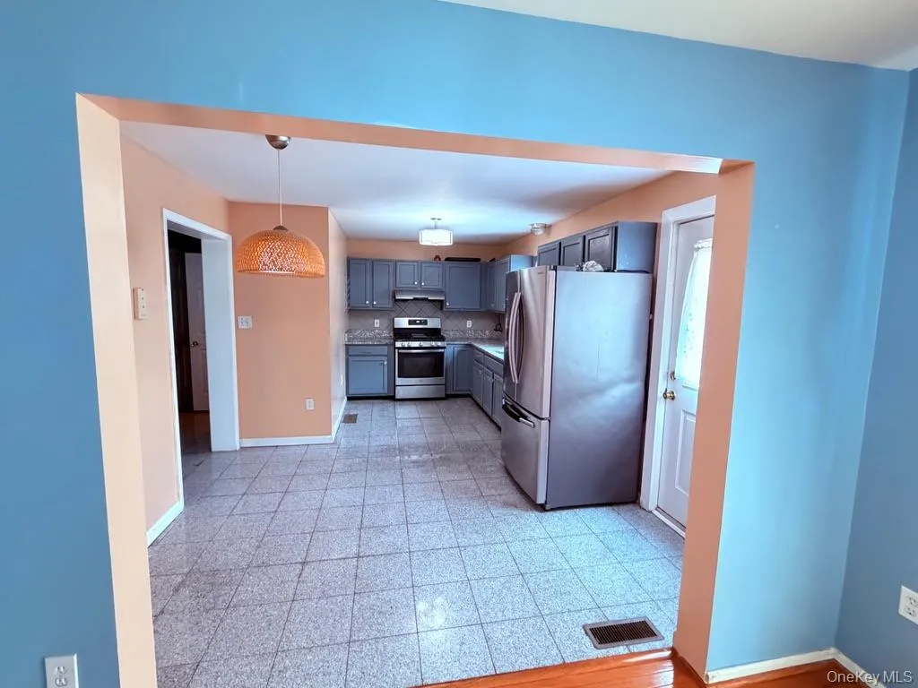 7 Pond Street, Poughkeepsie (town), NY, 3 Bedrooms Bedrooms, 7 Rooms Rooms,2 BathroomsBathrooms,Residential Lease,For Rent,Pond,0,1028405 7 Pond Street, Poughkeepsie (town), NY, 3 Bedrooms Bedrooms, 7 Rooms Rooms,2 BathroomsBathrooms,Residential Lease,For Rent,Pond,0,1028405