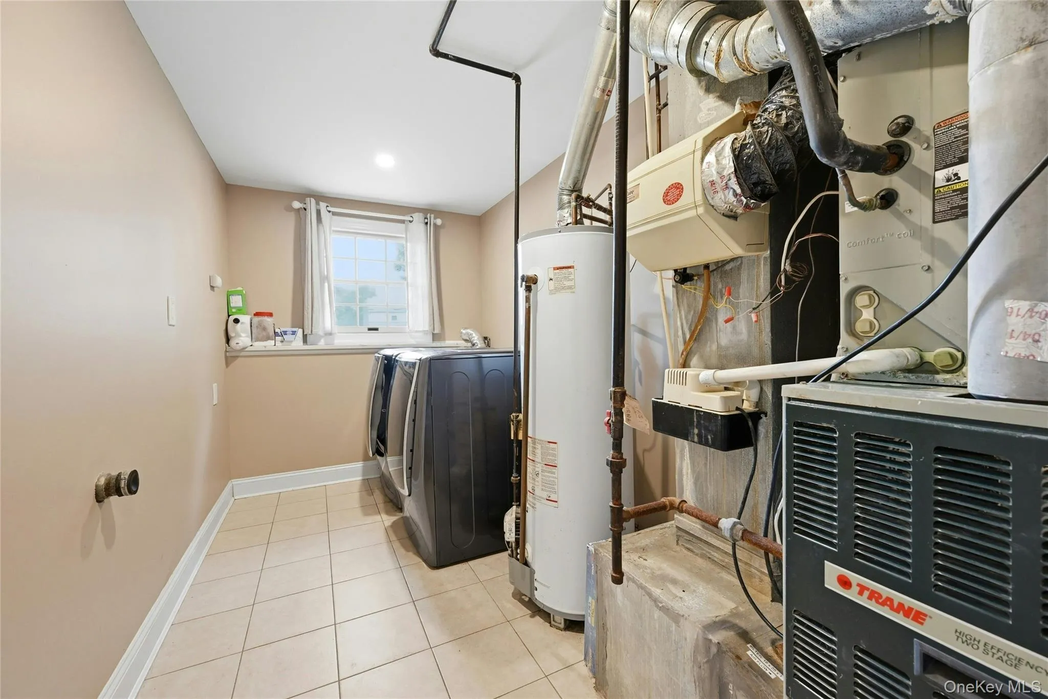 94 Ellensue Drive, Babylon, NY, 4 Bedrooms Bedrooms, 9 Rooms Rooms,2 BathroomsBathrooms,Residential,For Rent,Ellensue,0,1028407 94 Ellensue Drive, Babylon, NY, 4 Bedrooms Bedrooms, 9 Rooms Rooms,2 BathroomsBathrooms,Residential,For Rent,Ellensue,0,1028407