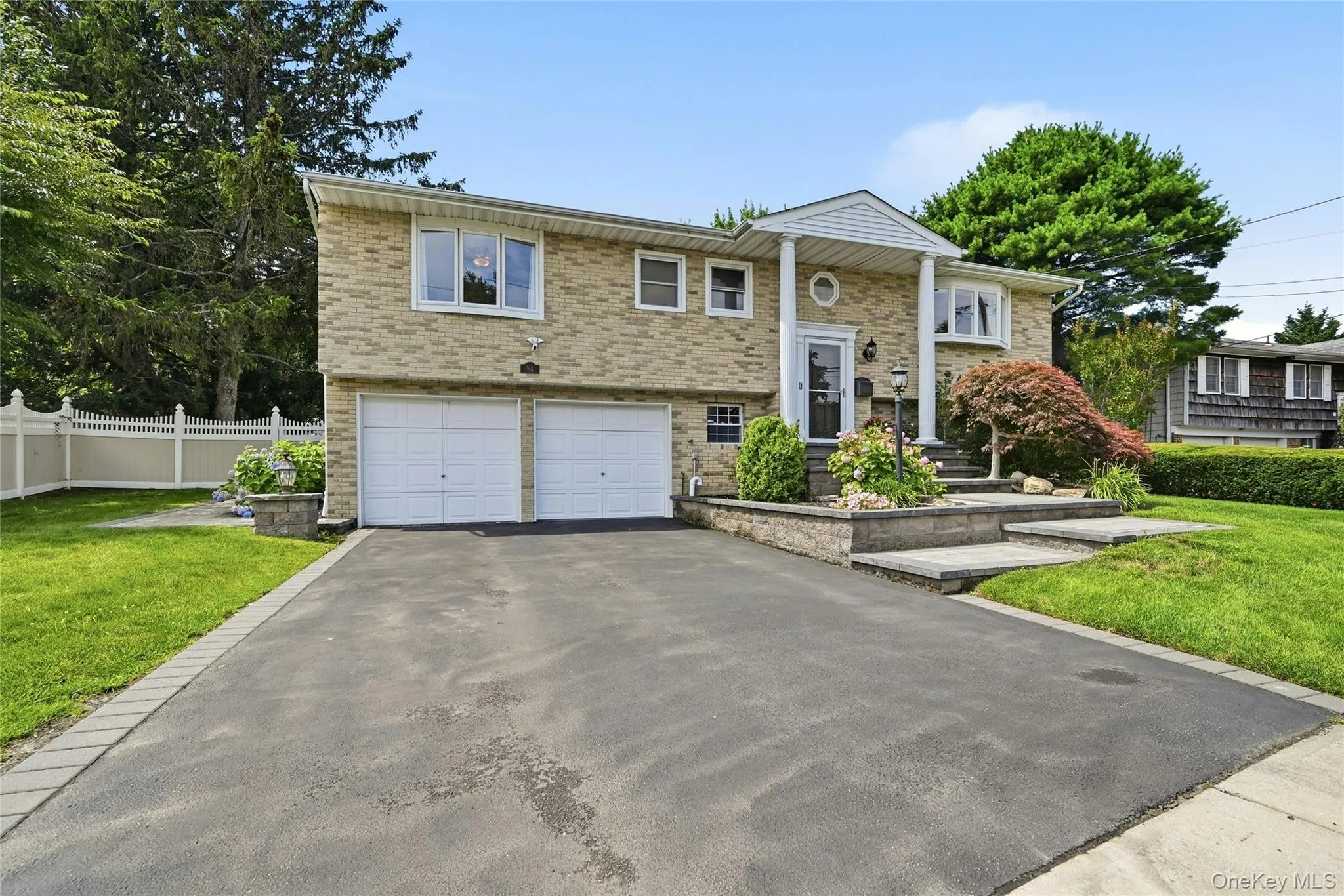 94 Ellensue Drive, Babylon, NY, 4 Bedrooms Bedrooms, 9 Rooms Rooms,2 BathroomsBathrooms,Residential,For Rent,Ellensue,0,1028407 94 Ellensue Drive, Babylon, NY, 4 Bedrooms Bedrooms, 9 Rooms Rooms,2 BathroomsBathrooms,Residential,For Rent,Ellensue,0,1028407