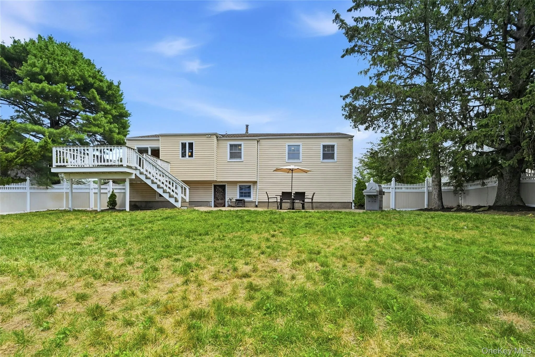 94 Ellensue Drive, Babylon, NY, 4 Bedrooms Bedrooms, 9 Rooms Rooms,2 BathroomsBathrooms,Residential,For Rent,Ellensue,0,1028407 94 Ellensue Drive, Babylon, NY, 4 Bedrooms Bedrooms, 9 Rooms Rooms,2 BathroomsBathrooms,Residential,For Rent,Ellensue,0,1028407