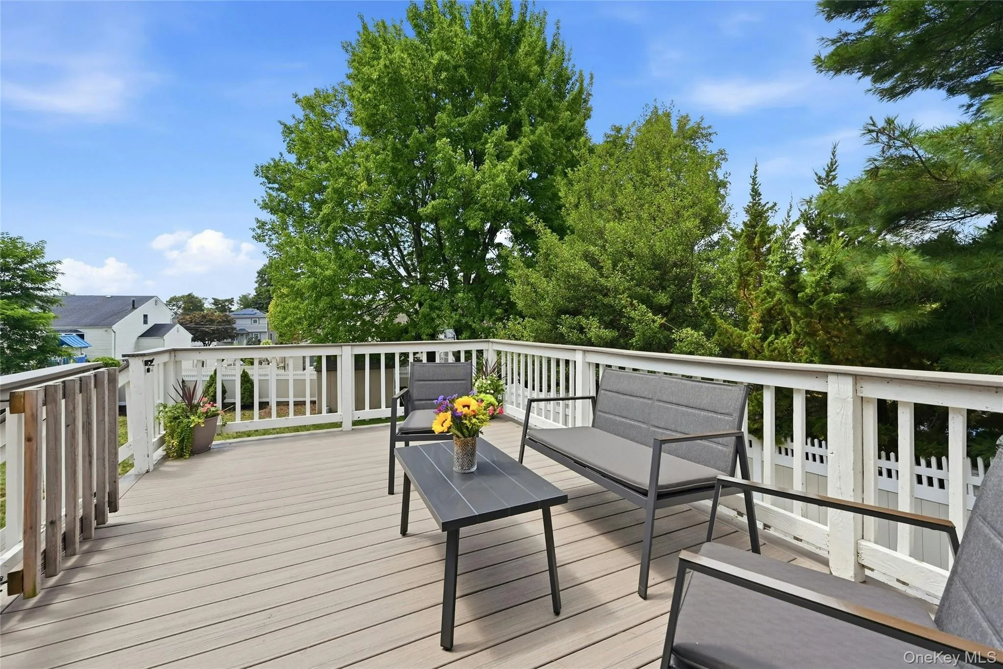 94 Ellensue Drive, Babylon, NY, 4 Bedrooms Bedrooms, 9 Rooms Rooms,2 BathroomsBathrooms,Residential,For Rent,Ellensue,0,1028407 94 Ellensue Drive, Babylon, NY, 4 Bedrooms Bedrooms, 9 Rooms Rooms,2 BathroomsBathrooms,Residential,For Rent,Ellensue,0,1028407