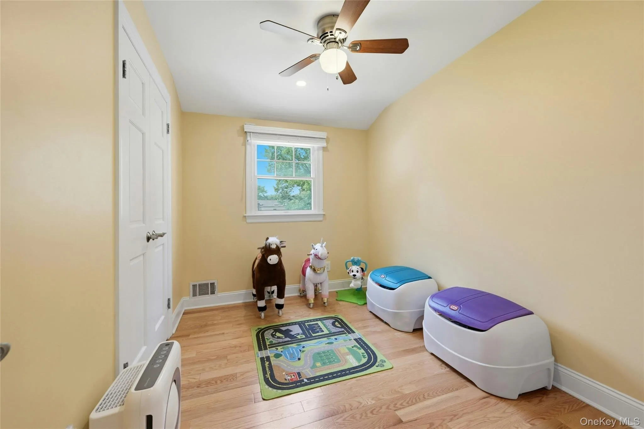 94 Ellensue Drive, Babylon, NY, 4 Bedrooms Bedrooms, 9 Rooms Rooms,2 BathroomsBathrooms,Residential,For Rent,Ellensue,0,1028407 94 Ellensue Drive, Babylon, NY, 4 Bedrooms Bedrooms, 9 Rooms Rooms,2 BathroomsBathrooms,Residential,For Rent,Ellensue,0,1028407