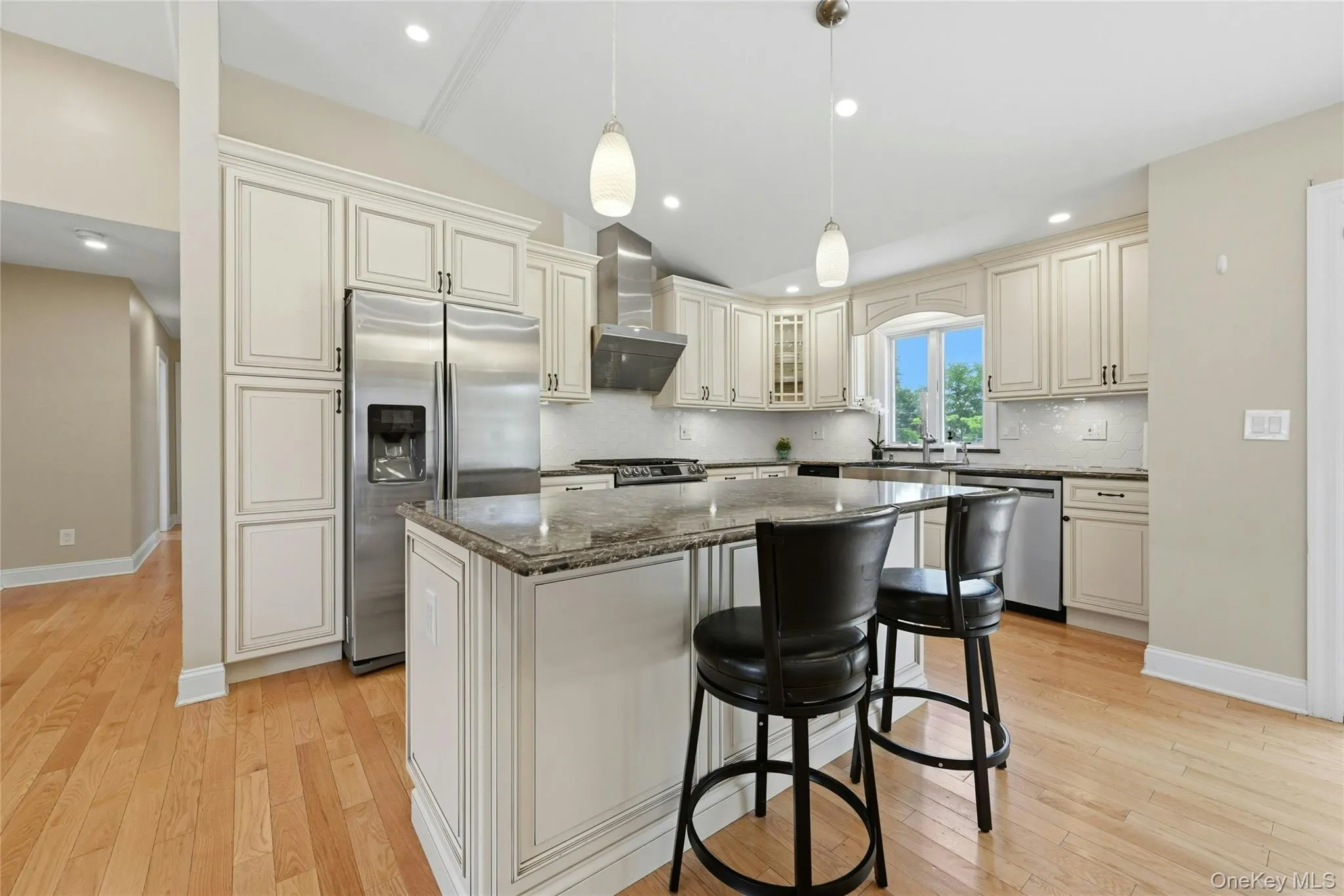 94 Ellensue Drive, Babylon, NY, 4 Bedrooms Bedrooms, 9 Rooms Rooms,2 BathroomsBathrooms,Residential,For Rent,Ellensue,0,1028407 94 Ellensue Drive, Babylon, NY, 4 Bedrooms Bedrooms, 9 Rooms Rooms,2 BathroomsBathrooms,Residential,For Rent,Ellensue,0,1028407