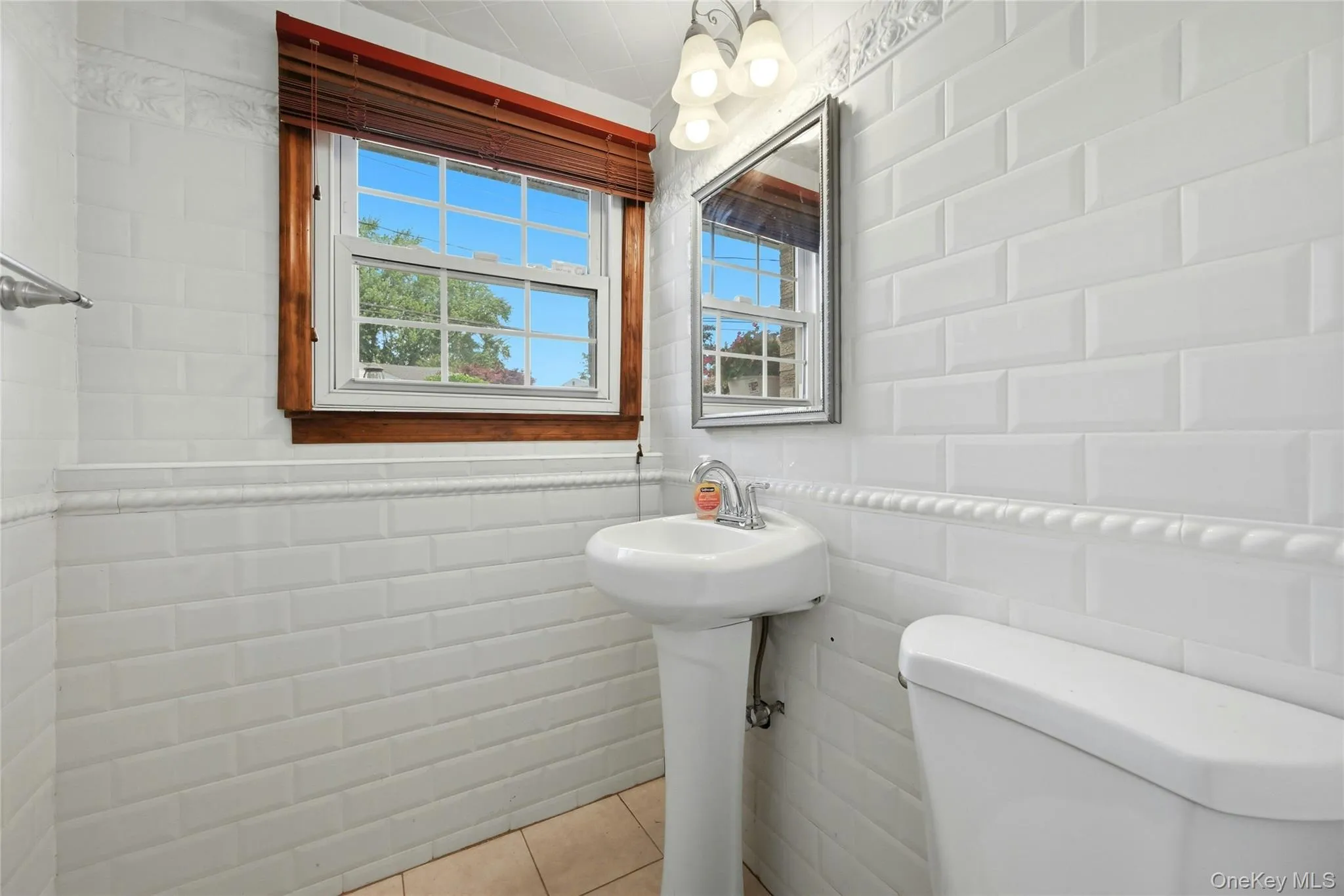 94 Ellensue Drive, Babylon, NY, 4 Bedrooms Bedrooms, 9 Rooms Rooms,2 BathroomsBathrooms,Residential,For Rent,Ellensue,0,1028407 94 Ellensue Drive, Babylon, NY, 4 Bedrooms Bedrooms, 9 Rooms Rooms,2 BathroomsBathrooms,Residential,For Rent,Ellensue,0,1028407