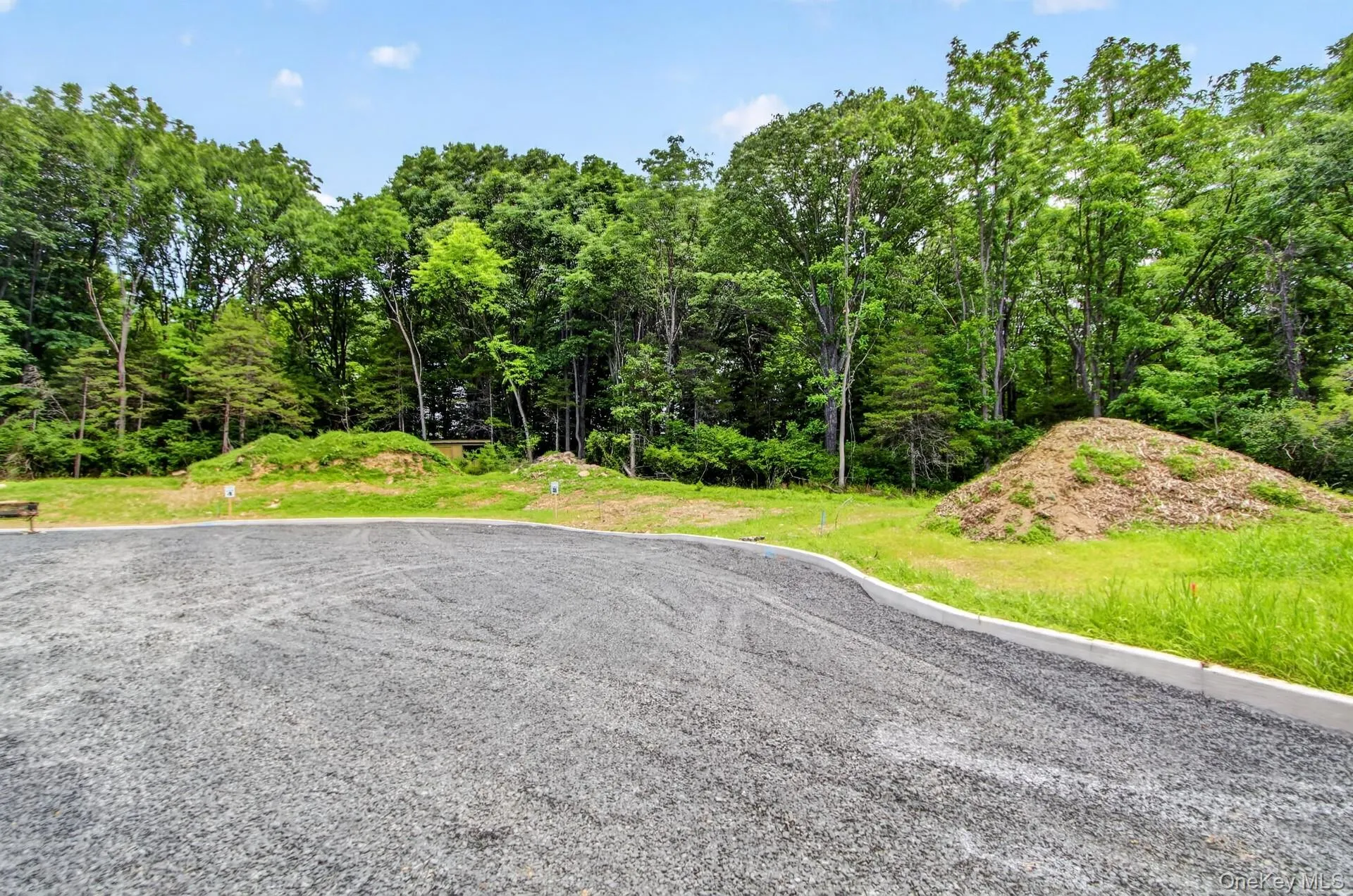 12 Lindenwood Lane, Newburgh (town), NY, 4 Bedrooms Bedrooms, 8 Rooms Rooms,2 BathroomsBathrooms,Residential,For Rent,Lindenwood,0,1028412 12 Lindenwood Lane, Newburgh (town), NY, 4 Bedrooms Bedrooms, 8 Rooms Rooms,2 BathroomsBathrooms,Residential,For Rent,Lindenwood,0,1028412