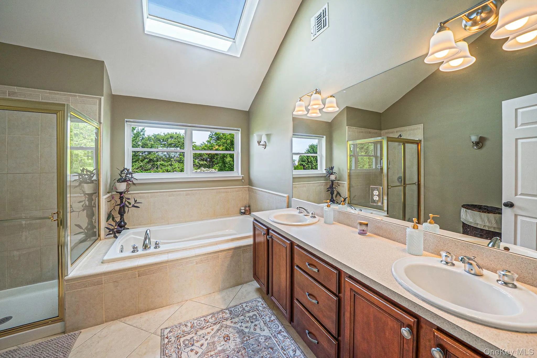 19 Sweetgum Lane, Brookhaven, NY, 4 Bedrooms Bedrooms, 12 Rooms Rooms,3 BathroomsBathrooms,Residential,For Rent,Sweetgum,0,1028416 19 Sweetgum Lane, Brookhaven, NY, 4 Bedrooms Bedrooms, 12 Rooms Rooms,3 BathroomsBathrooms,Residential,For Rent,Sweetgum,0,1028416