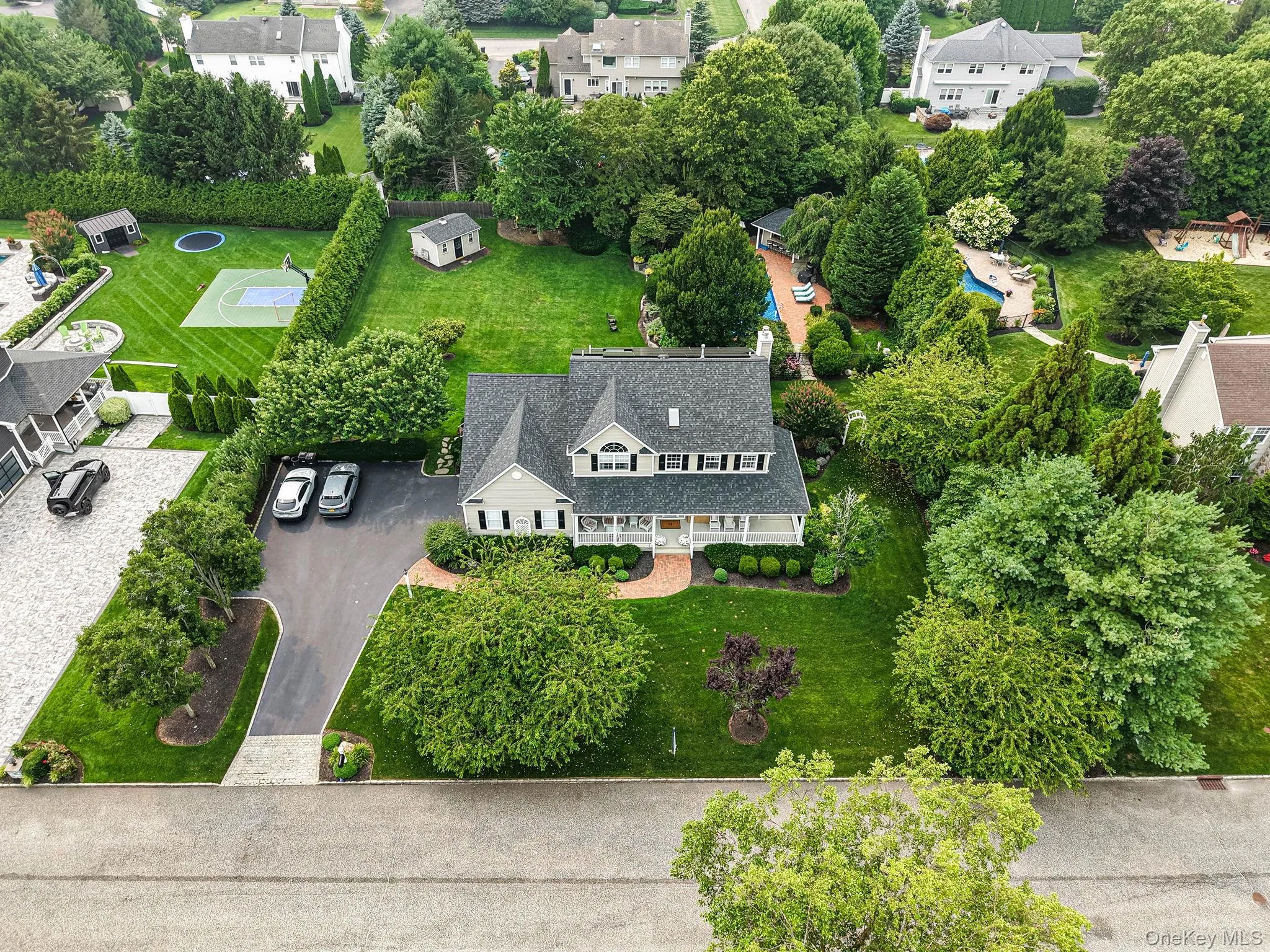 19 Sweetgum Lane, Brookhaven, NY, 4 Bedrooms Bedrooms, 12 Rooms Rooms,3 BathroomsBathrooms,Residential,For Rent,Sweetgum,0,1028416 19 Sweetgum Lane, Brookhaven, NY, 4 Bedrooms Bedrooms, 12 Rooms Rooms,3 BathroomsBathrooms,Residential,For Rent,Sweetgum,0,1028416