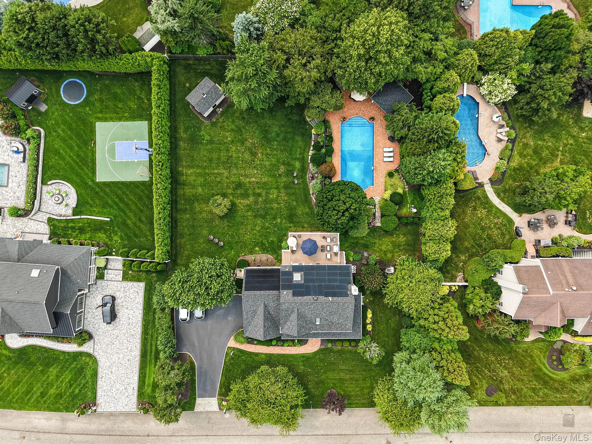19 Sweetgum Lane, Brookhaven, NY, 4 Bedrooms Bedrooms, 12 Rooms Rooms,3 BathroomsBathrooms,Residential,For Rent,Sweetgum,0,1028416 19 Sweetgum Lane, Brookhaven, NY, 4 Bedrooms Bedrooms, 12 Rooms Rooms,3 BathroomsBathrooms,Residential,For Rent,Sweetgum,0,1028416
