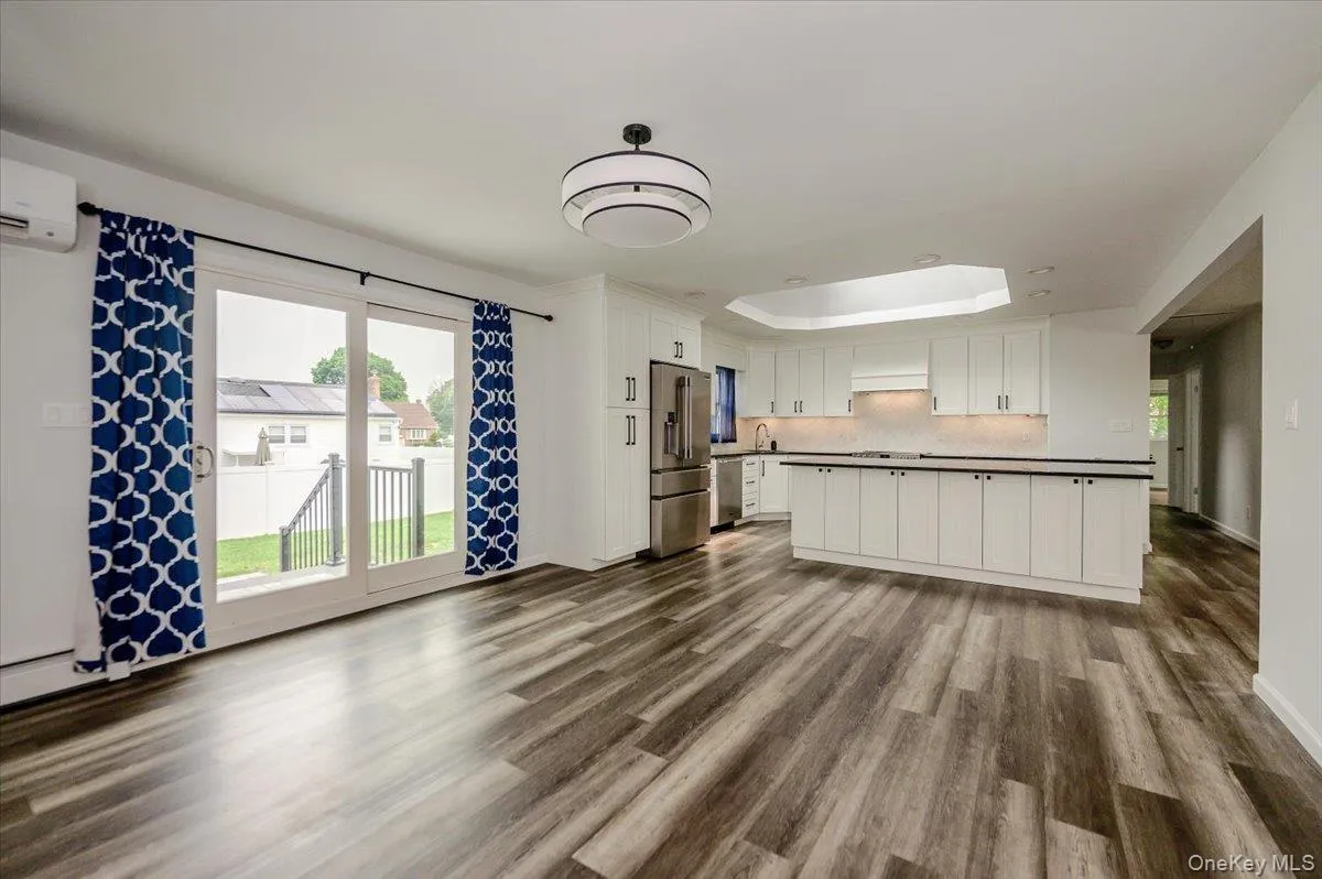 920 9th Street, Babylon, NY, 4 Bedrooms Bedrooms, 7 Rooms Rooms,4 BathroomsBathrooms,Residential,For Rent,9th,0,1028419 920 9th Street, Babylon, NY, 4 Bedrooms Bedrooms, 7 Rooms Rooms,4 BathroomsBathrooms,Residential,For Rent,9th,0,1028419