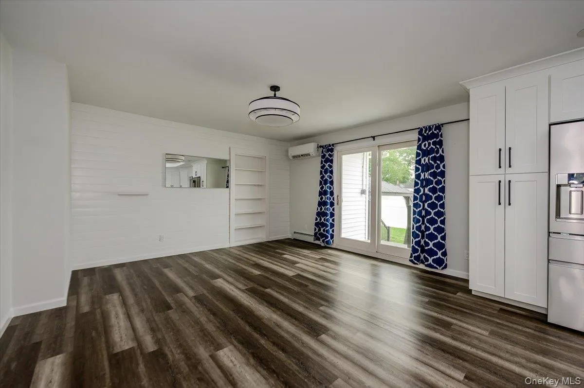 920 9th Street, Babylon, NY, 4 Bedrooms Bedrooms, 7 Rooms Rooms,4 BathroomsBathrooms,Residential,For Rent,9th,0,1028419 920 9th Street, Babylon, NY, 4 Bedrooms Bedrooms, 7 Rooms Rooms,4 BathroomsBathrooms,Residential,For Rent,9th,0,1028419
