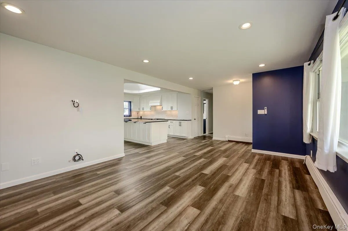 920 9th Street, Babylon, NY, 4 Bedrooms Bedrooms, 7 Rooms Rooms,4 BathroomsBathrooms,Residential,For Rent,9th,0,1028419 920 9th Street, Babylon, NY, 4 Bedrooms Bedrooms, 7 Rooms Rooms,4 BathroomsBathrooms,Residential,For Rent,9th,0,1028419