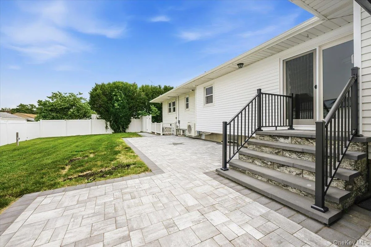 920 9th Street, Babylon, NY, 4 Bedrooms Bedrooms, 7 Rooms Rooms,4 BathroomsBathrooms,Residential,For Rent,9th,0,1028419 920 9th Street, Babylon, NY, 4 Bedrooms Bedrooms, 7 Rooms Rooms,4 BathroomsBathrooms,Residential,For Rent,9th,0,1028419