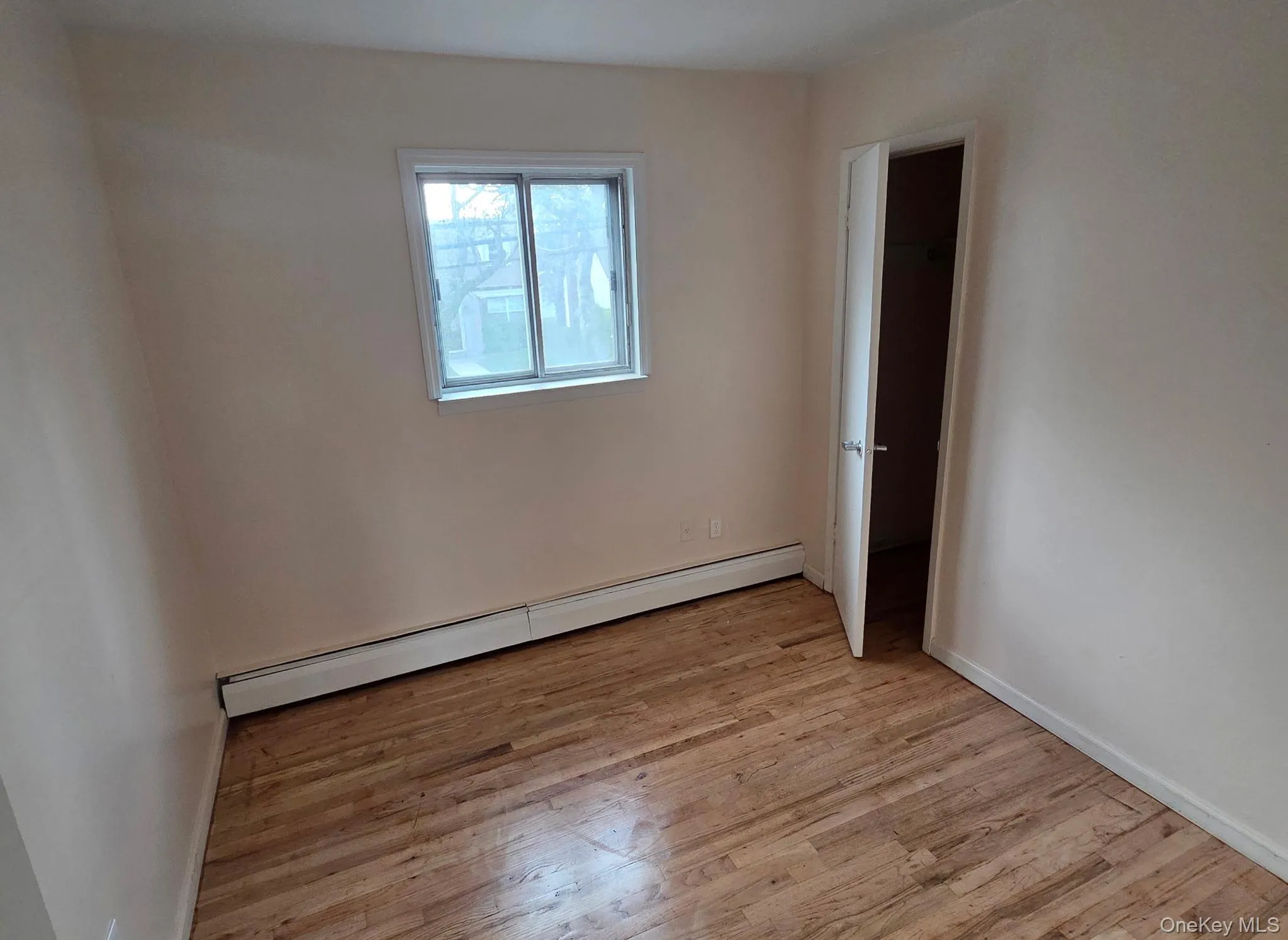 14753 Weller Lane, New York, NY, 5 Bedrooms Bedrooms, 10 Rooms Rooms,2 BathroomsBathrooms,Residential,For Rent,Weller,0,1028420 14753 Weller Lane, New York, NY, 5 Bedrooms Bedrooms, 10 Rooms Rooms,2 BathroomsBathrooms,Residential,For Rent,Weller,0,1028420