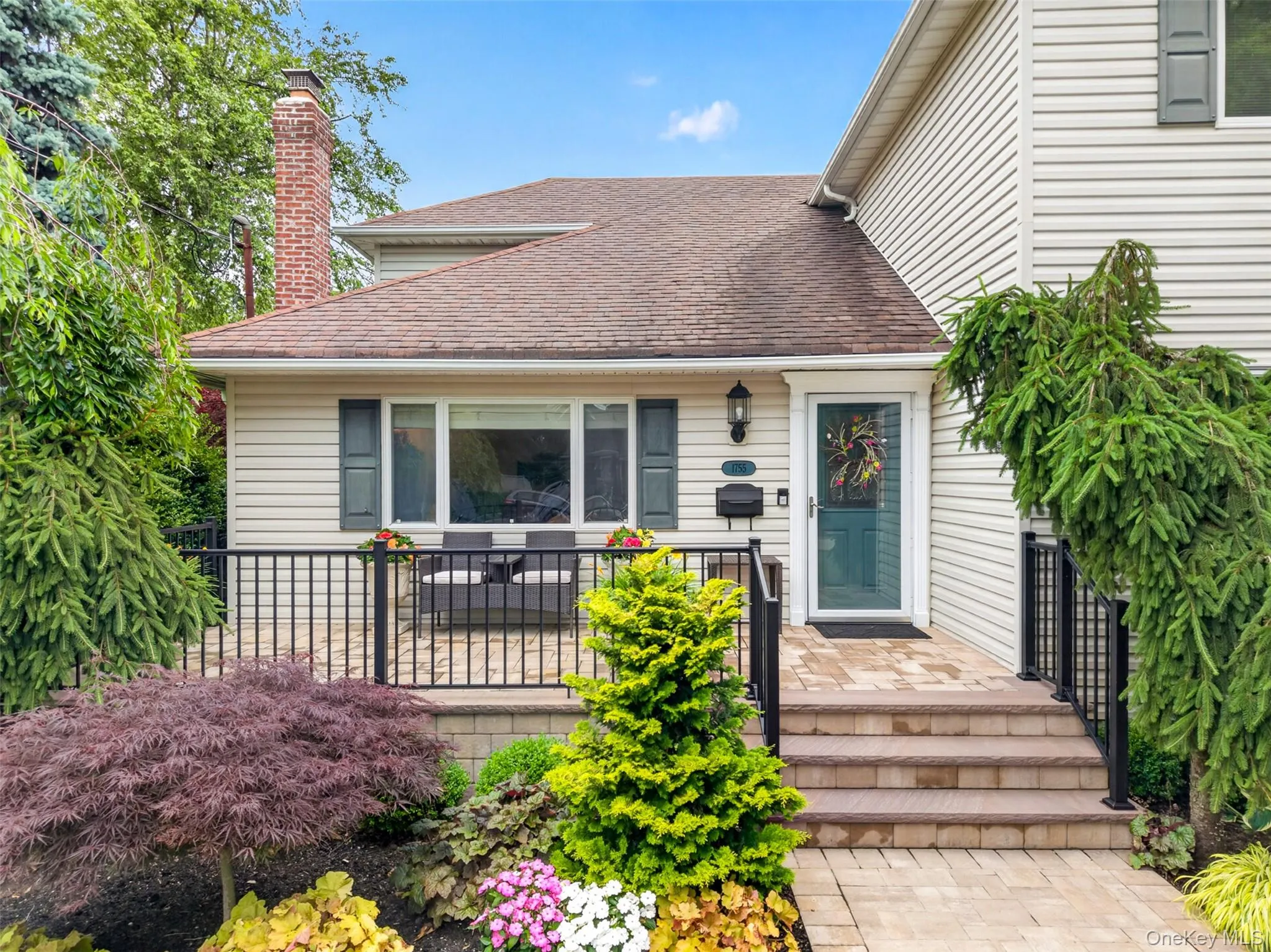 1755 Grand Avenue, Hempstead, NY, 5 Bedrooms Bedrooms, 7 Rooms Rooms,2 BathroomsBathrooms,Residential,For Rent,Grand,0,1028421 1755 Grand Avenue, Hempstead, NY, 5 Bedrooms Bedrooms, 7 Rooms Rooms,2 BathroomsBathrooms,Residential,For Rent,Grand,0,1028421