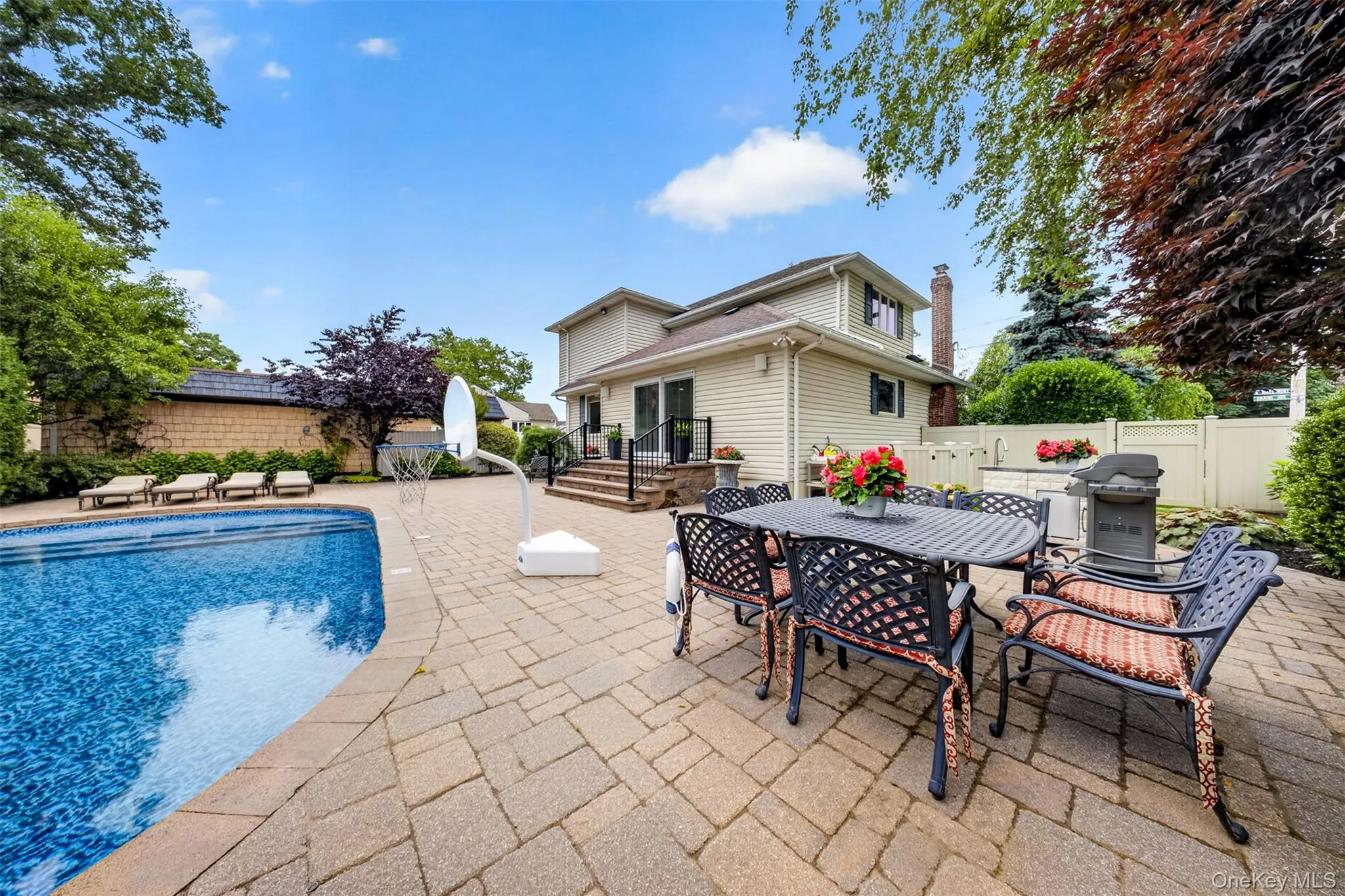 1755 Grand Avenue, Hempstead, NY, 5 Bedrooms Bedrooms, 7 Rooms Rooms,2 BathroomsBathrooms,Residential,For Rent,Grand,0,1028421 1755 Grand Avenue, Hempstead, NY, 5 Bedrooms Bedrooms, 7 Rooms Rooms,2 BathroomsBathrooms,Residential,For Rent,Grand,0,1028421