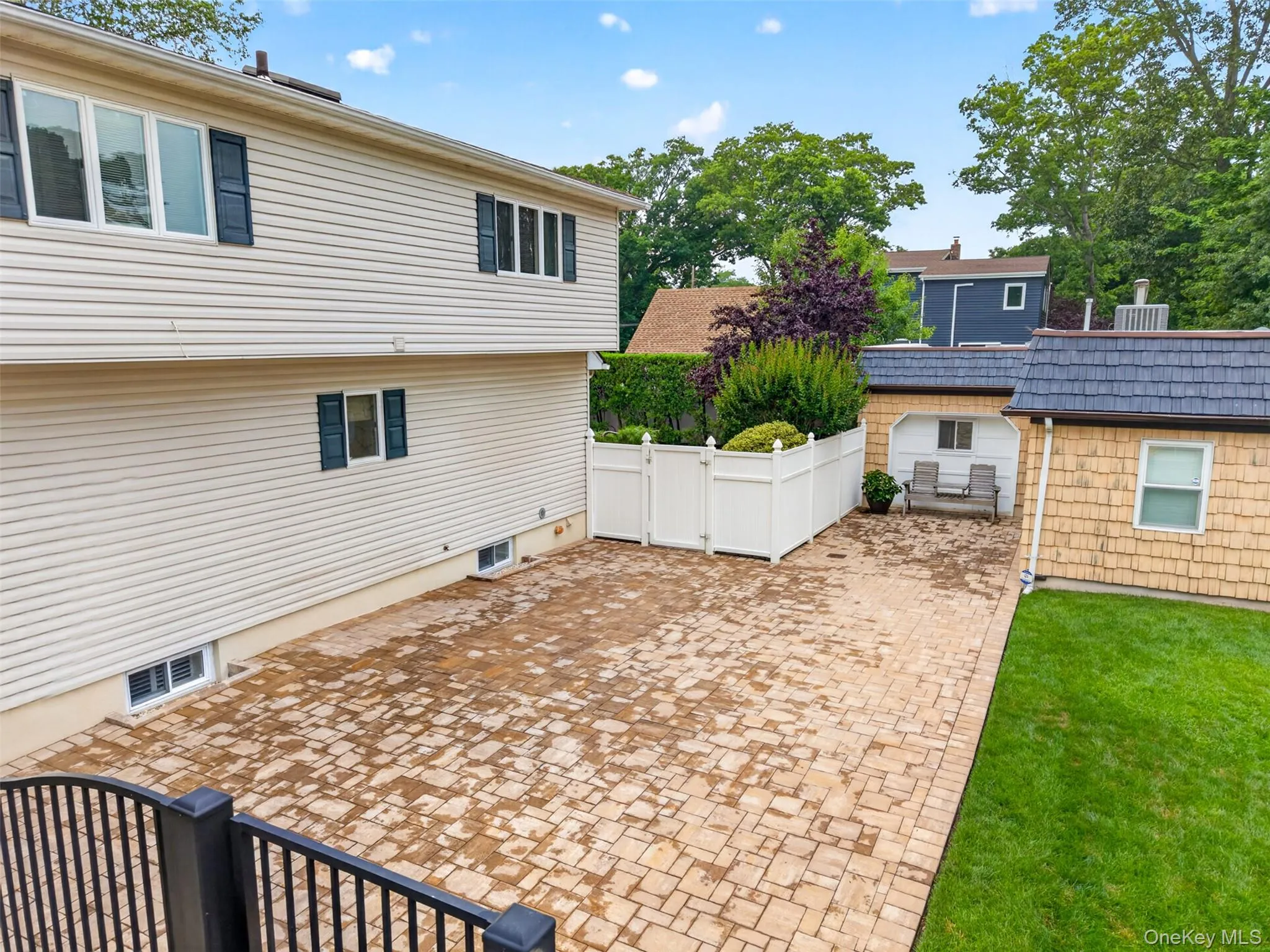 1755 Grand Avenue, Hempstead, NY, 5 Bedrooms Bedrooms, 7 Rooms Rooms,2 BathroomsBathrooms,Residential,For Rent,Grand,0,1028421 1755 Grand Avenue, Hempstead, NY, 5 Bedrooms Bedrooms, 7 Rooms Rooms,2 BathroomsBathrooms,Residential,For Rent,Grand,0,1028421