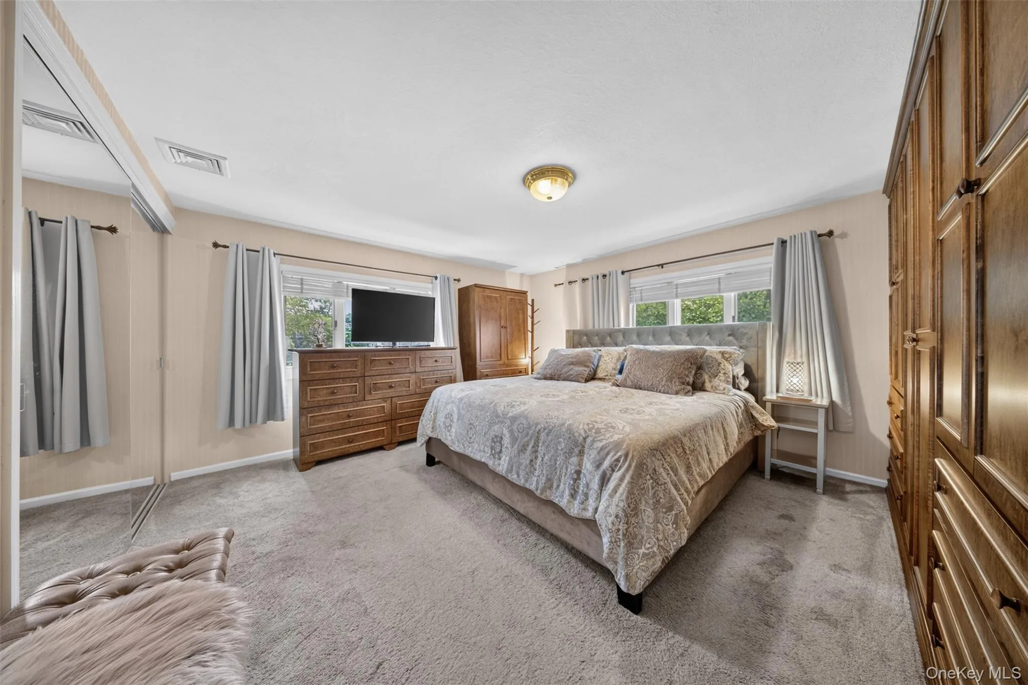 1755 Grand Avenue, Hempstead, NY, 5 Bedrooms Bedrooms, 7 Rooms Rooms,2 BathroomsBathrooms,Residential,For Rent,Grand,0,1028421 1755 Grand Avenue, Hempstead, NY, 5 Bedrooms Bedrooms, 7 Rooms Rooms,2 BathroomsBathrooms,Residential,For Rent,Grand,0,1028421