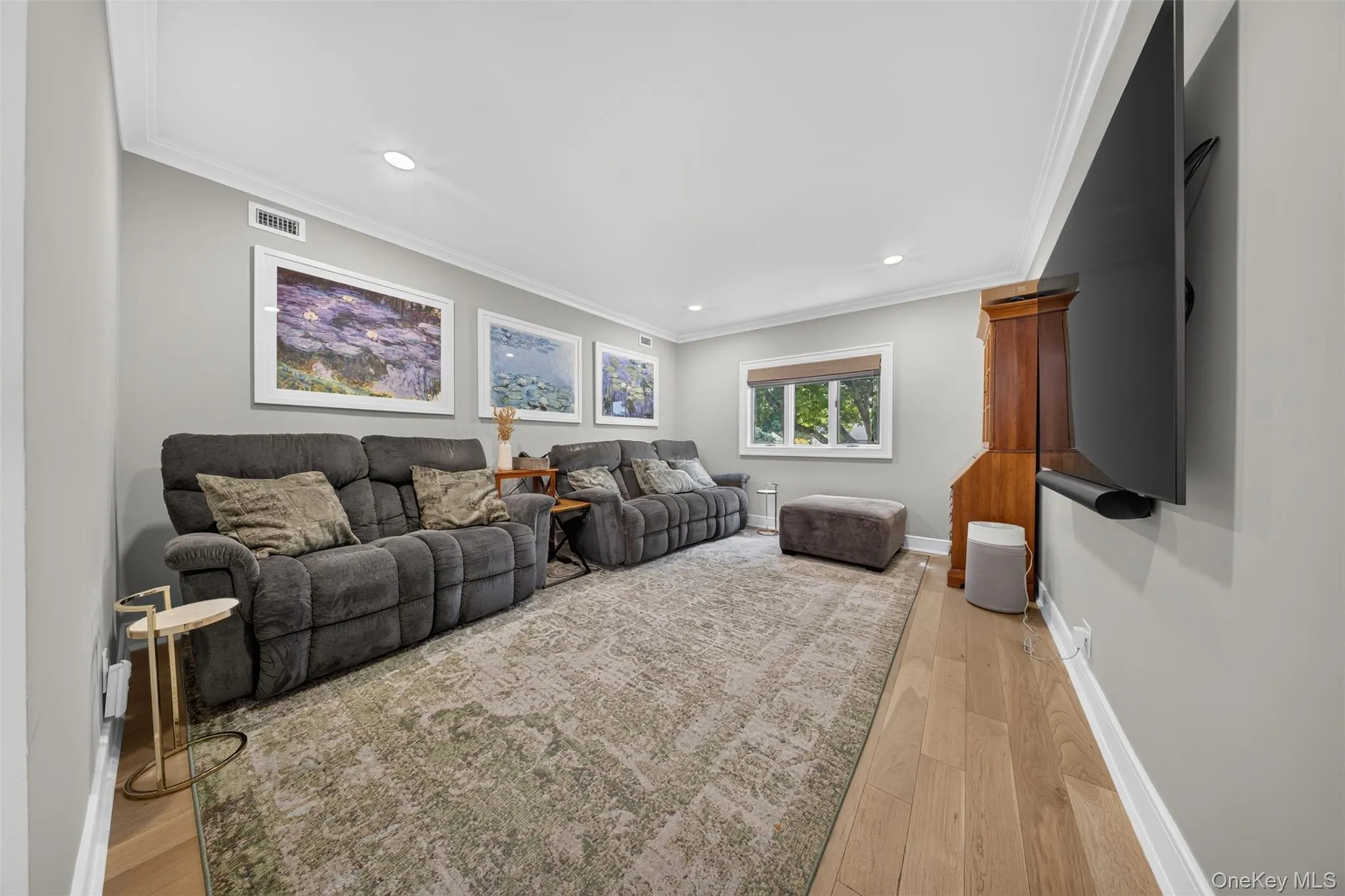 1755 Grand Avenue, Hempstead, NY, 5 Bedrooms Bedrooms, 7 Rooms Rooms,2 BathroomsBathrooms,Residential,For Rent,Grand,0,1028421 1755 Grand Avenue, Hempstead, NY, 5 Bedrooms Bedrooms, 7 Rooms Rooms,2 BathroomsBathrooms,Residential,For Rent,Grand,0,1028421
