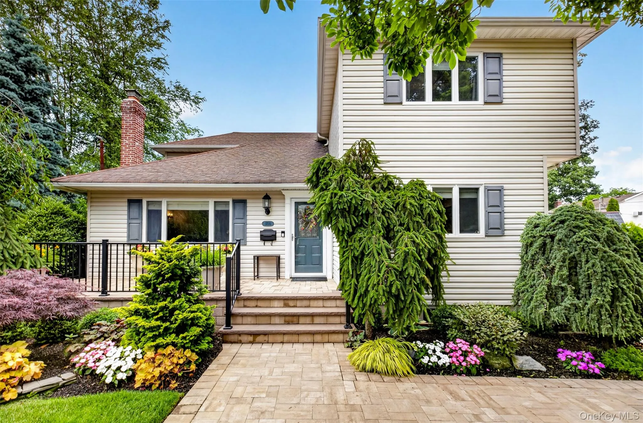 1755 Grand Avenue, Hempstead, NY, 5 Bedrooms Bedrooms, 7 Rooms Rooms,2 BathroomsBathrooms,Residential,For Rent,Grand,0,1028421 1755 Grand Avenue, Hempstead, NY, 5 Bedrooms Bedrooms, 7 Rooms Rooms,2 BathroomsBathrooms,Residential,For Rent,Grand,0,1028421