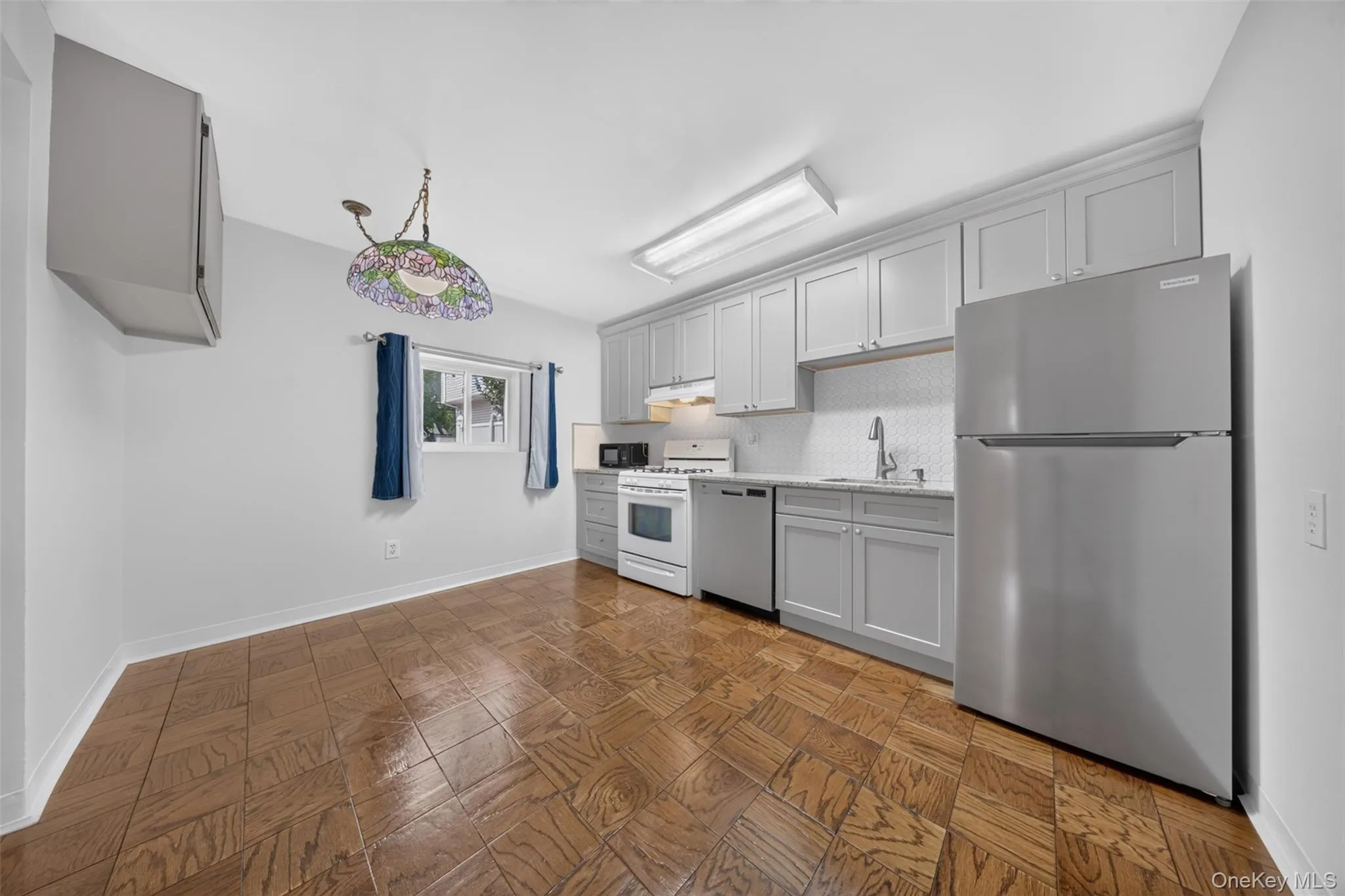 1755 Grand Avenue, Hempstead, NY, 5 Bedrooms Bedrooms, 7 Rooms Rooms,2 BathroomsBathrooms,Residential,For Rent,Grand,0,1028421 1755 Grand Avenue, Hempstead, NY, 5 Bedrooms Bedrooms, 7 Rooms Rooms,2 BathroomsBathrooms,Residential,For Rent,Grand,0,1028421