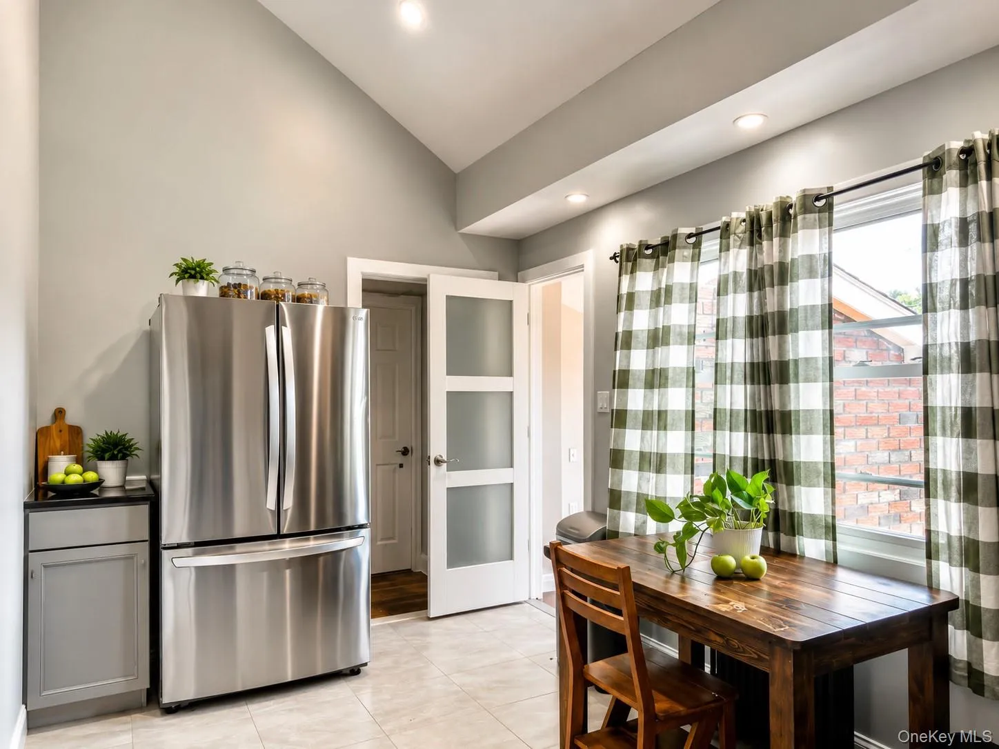 124-02 Sutter Avenue, New York, NY, 4 Bedrooms Bedrooms, 8 Rooms Rooms,2 BathroomsBathrooms,Residential,For Rent,Sutter,0,1028422 124-02 Sutter Avenue, New York, NY, 4 Bedrooms Bedrooms, 8 Rooms Rooms,2 BathroomsBathrooms,Residential,For Rent,Sutter,0,1028422