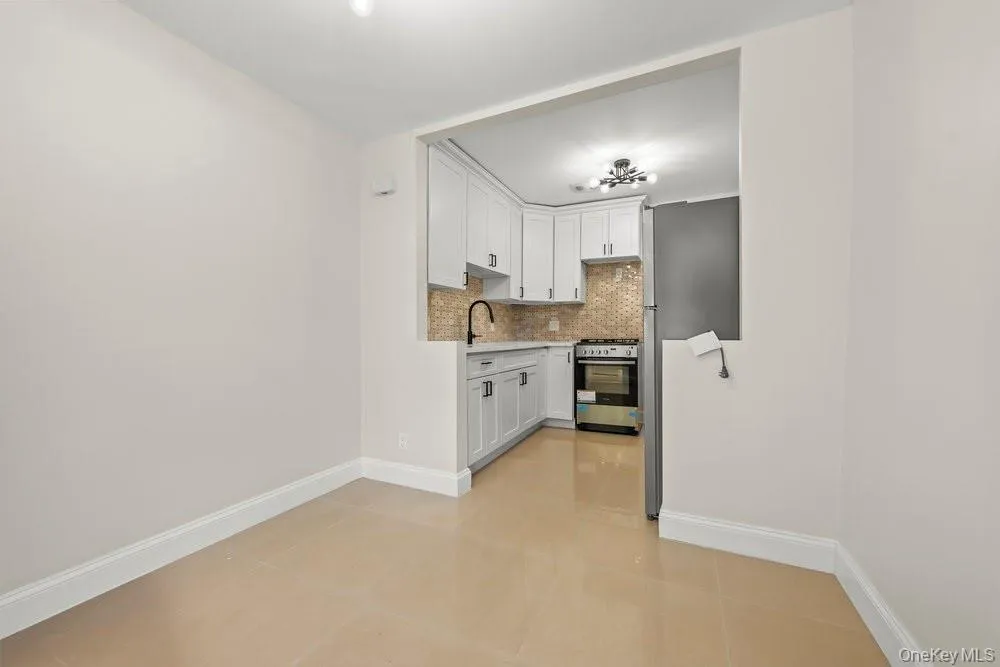 877 55th Street, New York, NY, 2 Bedrooms Bedrooms, 4 Rooms Rooms,1 BathroomBathrooms,Residential Lease,For Rent,55th,0,1028425 877 55th Street, New York, NY, 2 Bedrooms Bedrooms, 4 Rooms Rooms,1 BathroomBathrooms,Residential Lease,For Rent,55th,0,1028425