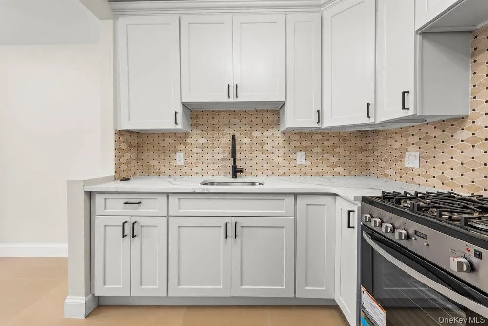 877 55th Street, New York, NY, 2 Bedrooms Bedrooms, 4 Rooms Rooms,1 BathroomBathrooms,Residential Lease,For Rent,55th,0,1028425 877 55th Street, New York, NY, 2 Bedrooms Bedrooms, 4 Rooms Rooms,1 BathroomBathrooms,Residential Lease,For Rent,55th,0,1028425