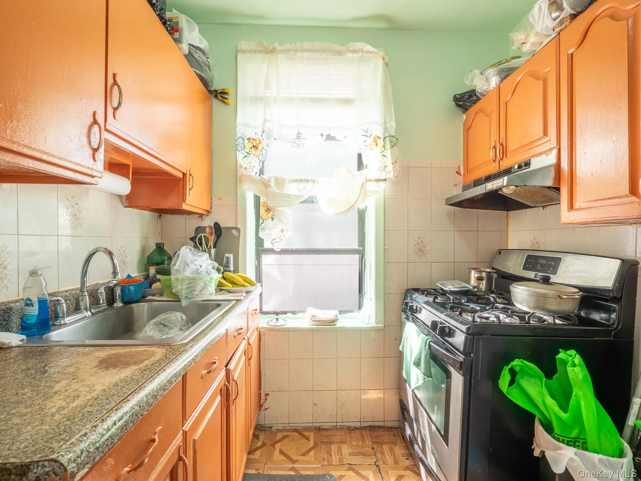 785 E 181 STREET, New York, NY, 2 Bedrooms Bedrooms, 5 Rooms Rooms,1 BathroomBathrooms,Residential,For Rent,181 STREET,0,1028428 785 E 181 STREET, New York, NY, 2 Bedrooms Bedrooms, 5 Rooms Rooms,1 BathroomBathrooms,Residential,For Rent,181 STREET,0,1028428