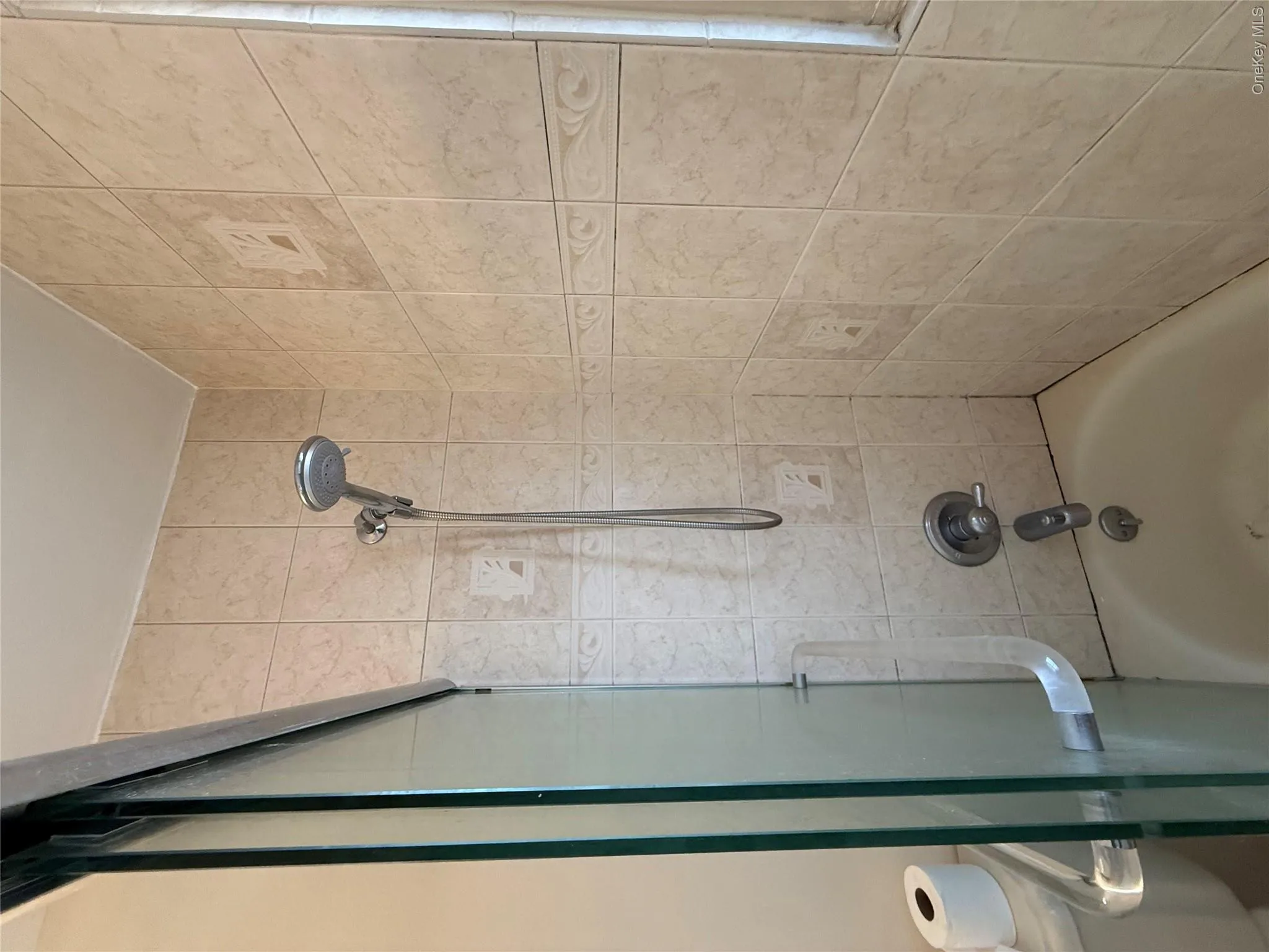 61 wall, Babylon, NY, 3 Bedrooms Bedrooms, 3 Rooms Rooms,2 BathroomsBathrooms,Residential Lease,For Rent,wall,0,1028433 61 wall, Babylon, NY, 3 Bedrooms Bedrooms, 3 Rooms Rooms,2 BathroomsBathrooms,Residential Lease,For Rent,wall,0,1028433