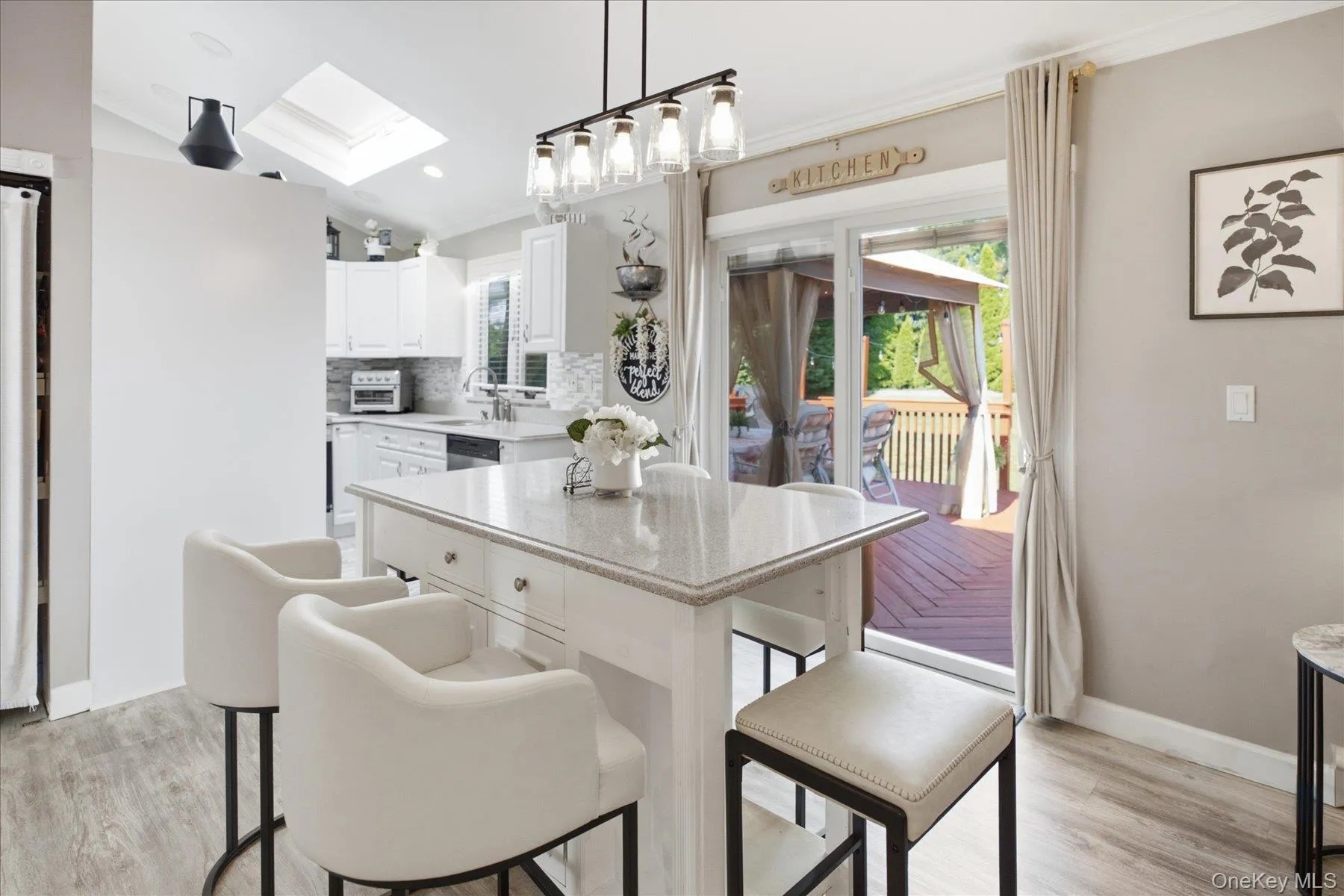 101 Gainsborough Road, Islip, NY, 3 Bedrooms Bedrooms, 6 Rooms Rooms,2 BathroomsBathrooms,Residential,For Rent,Gainsborough,0,1028441 101 Gainsborough Road, Islip, NY, 3 Bedrooms Bedrooms, 6 Rooms Rooms,2 BathroomsBathrooms,Residential,For Rent,Gainsborough,0,1028441