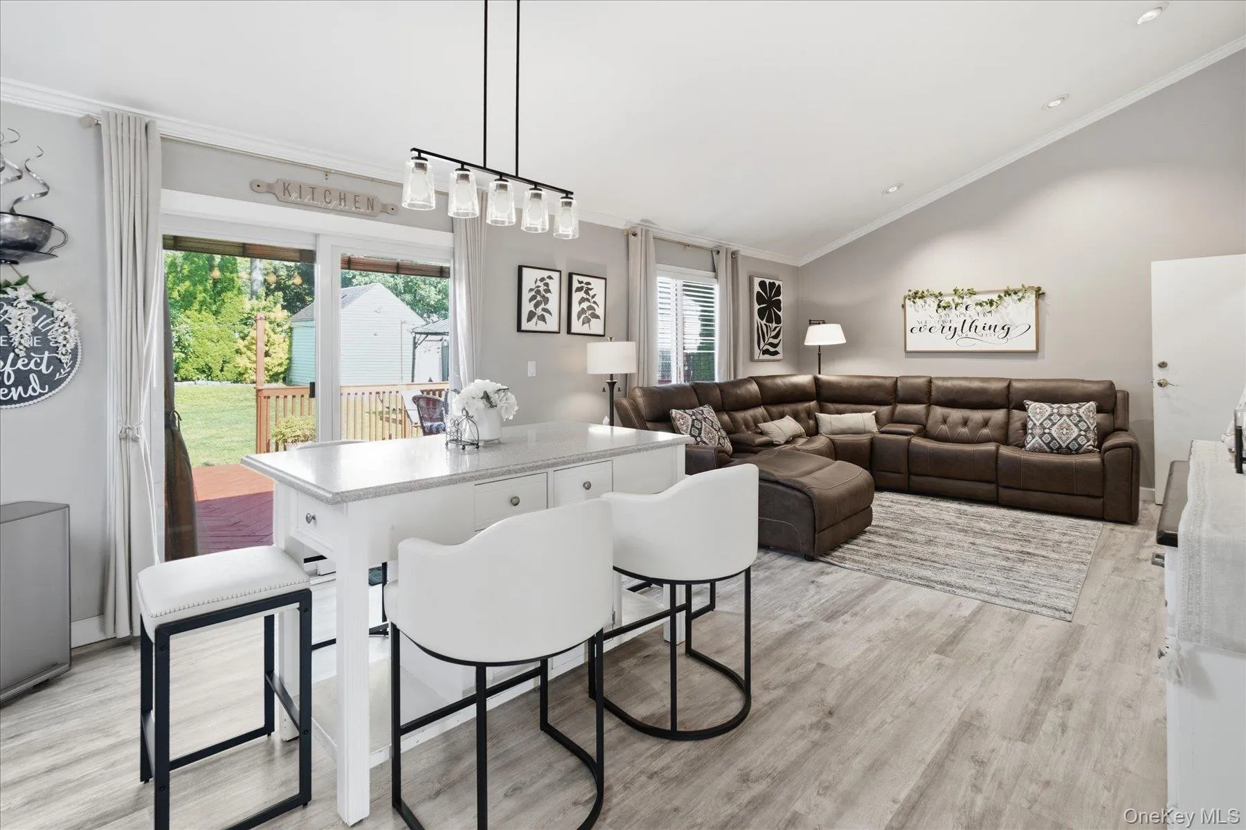 101 Gainsborough Road, Islip, NY, 3 Bedrooms Bedrooms, 6 Rooms Rooms,2 BathroomsBathrooms,Residential,For Rent,Gainsborough,0,1028441 101 Gainsborough Road, Islip, NY, 3 Bedrooms Bedrooms, 6 Rooms Rooms,2 BathroomsBathrooms,Residential,For Rent,Gainsborough,0,1028441