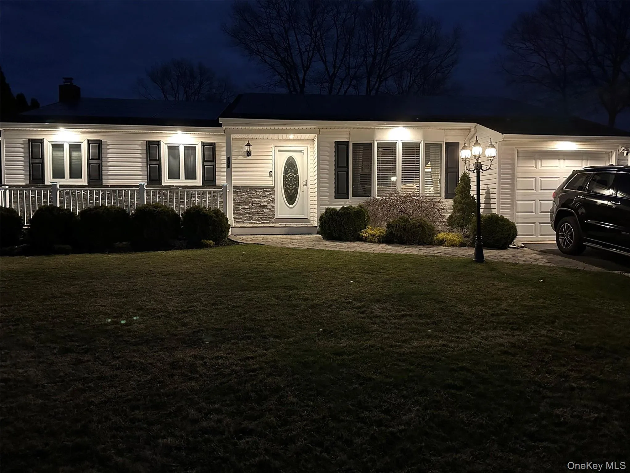 101 Gainsborough Road, Islip, NY, 3 Bedrooms Bedrooms, 6 Rooms Rooms,2 BathroomsBathrooms,Residential,For Rent,Gainsborough,0,1028441 101 Gainsborough Road, Islip, NY, 3 Bedrooms Bedrooms, 6 Rooms Rooms,2 BathroomsBathrooms,Residential,For Rent,Gainsborough,0,1028441