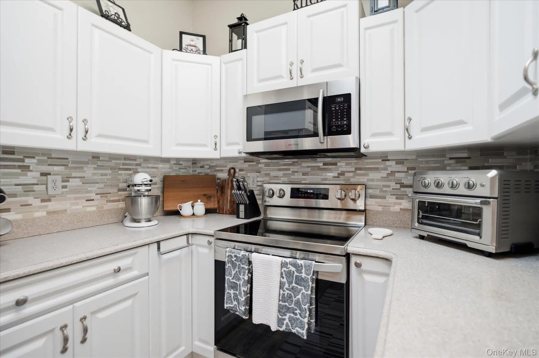 101 Gainsborough Road, Islip, NY, 3 Bedrooms Bedrooms, 6 Rooms Rooms,2 BathroomsBathrooms,Residential,For Rent,Gainsborough,0,1028441 101 Gainsborough Road, Islip, NY, 3 Bedrooms Bedrooms, 6 Rooms Rooms,2 BathroomsBathrooms,Residential,For Rent,Gainsborough,0,1028441