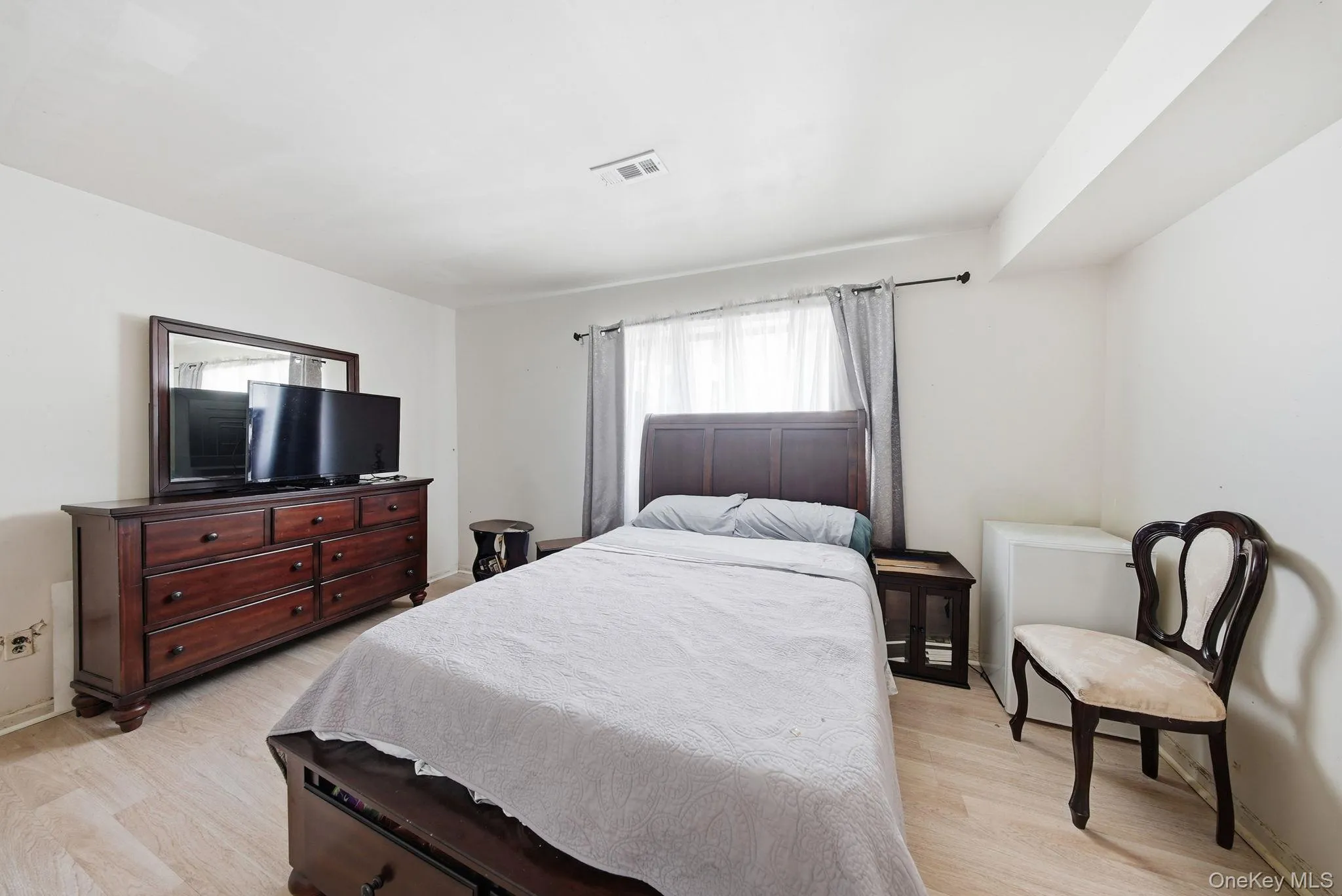 15 Park Avenue, Ramapo, NY, 1 Bedroom Bedrooms, 6 Rooms Rooms,2 BathroomsBathrooms,Residential,For Rent,Park,0,1028444 15 Park Avenue, Ramapo, NY, 1 Bedroom Bedrooms, 6 Rooms Rooms,2 BathroomsBathrooms,Residential,For Rent,Park,0,1028444