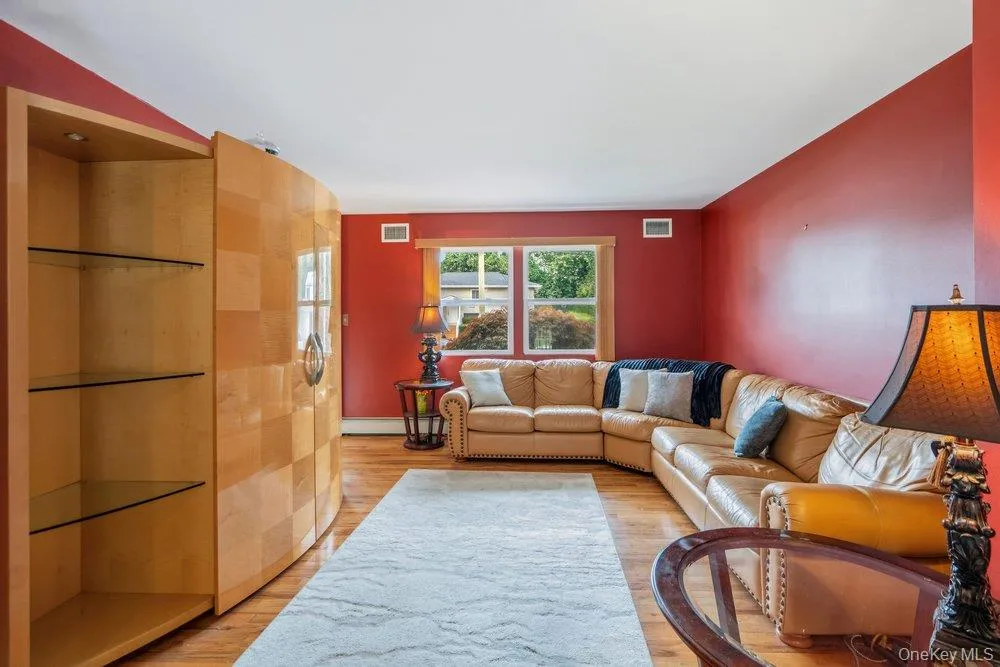 89 Floyd Street, Babylon, NY, 4 Bedrooms Bedrooms, 11 Rooms Rooms,3 BathroomsBathrooms,Residential,For Rent,Floyd,0,1028450 89 Floyd Street, Babylon, NY, 4 Bedrooms Bedrooms, 11 Rooms Rooms,3 BathroomsBathrooms,Residential,For Rent,Floyd,0,1028450