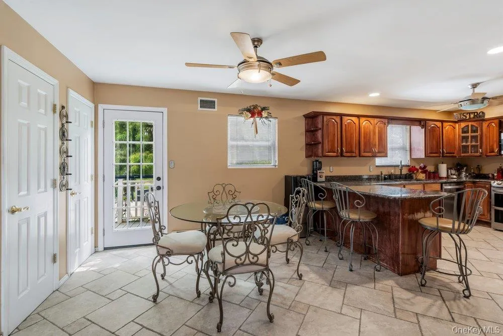 89 Floyd Street, Babylon, NY, 4 Bedrooms Bedrooms, 11 Rooms Rooms,3 BathroomsBathrooms,Residential,For Rent,Floyd,0,1028450 89 Floyd Street, Babylon, NY, 4 Bedrooms Bedrooms, 11 Rooms Rooms,3 BathroomsBathrooms,Residential,For Rent,Floyd,0,1028450