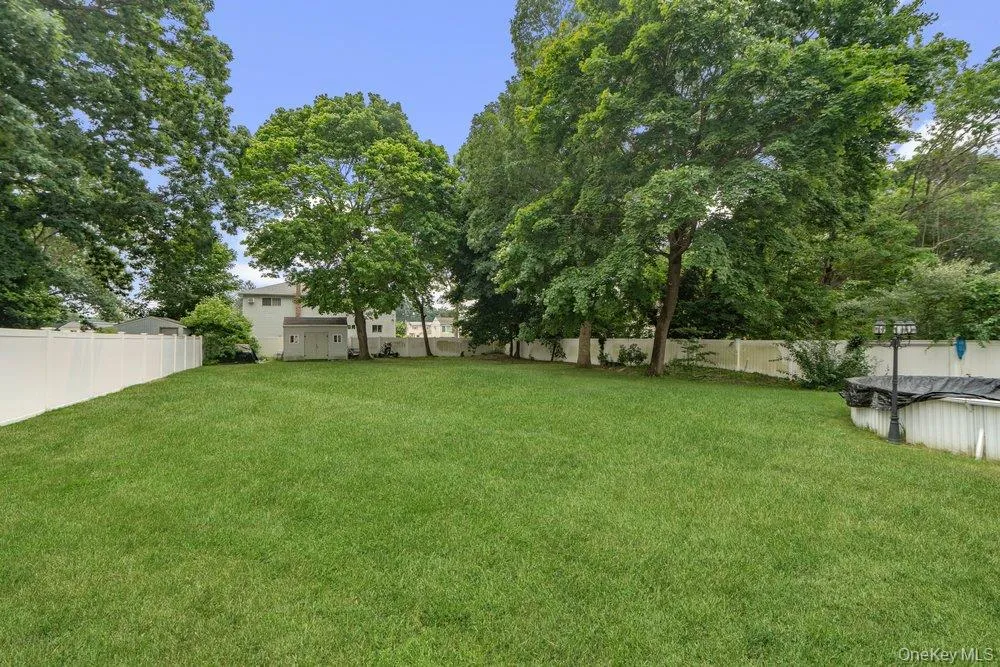 89 Floyd Street, Babylon, NY, 4 Bedrooms Bedrooms, 11 Rooms Rooms,3 BathroomsBathrooms,Residential,For Rent,Floyd,0,1028450 89 Floyd Street, Babylon, NY, 4 Bedrooms Bedrooms, 11 Rooms Rooms,3 BathroomsBathrooms,Residential,For Rent,Floyd,0,1028450