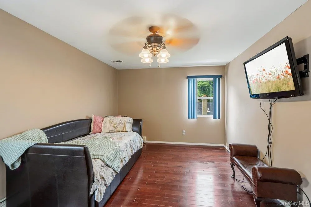 89 Floyd Street, Babylon, NY, 4 Bedrooms Bedrooms, 11 Rooms Rooms,3 BathroomsBathrooms,Residential,For Rent,Floyd,0,1028450 89 Floyd Street, Babylon, NY, 4 Bedrooms Bedrooms, 11 Rooms Rooms,3 BathroomsBathrooms,Residential,For Rent,Floyd,0,1028450