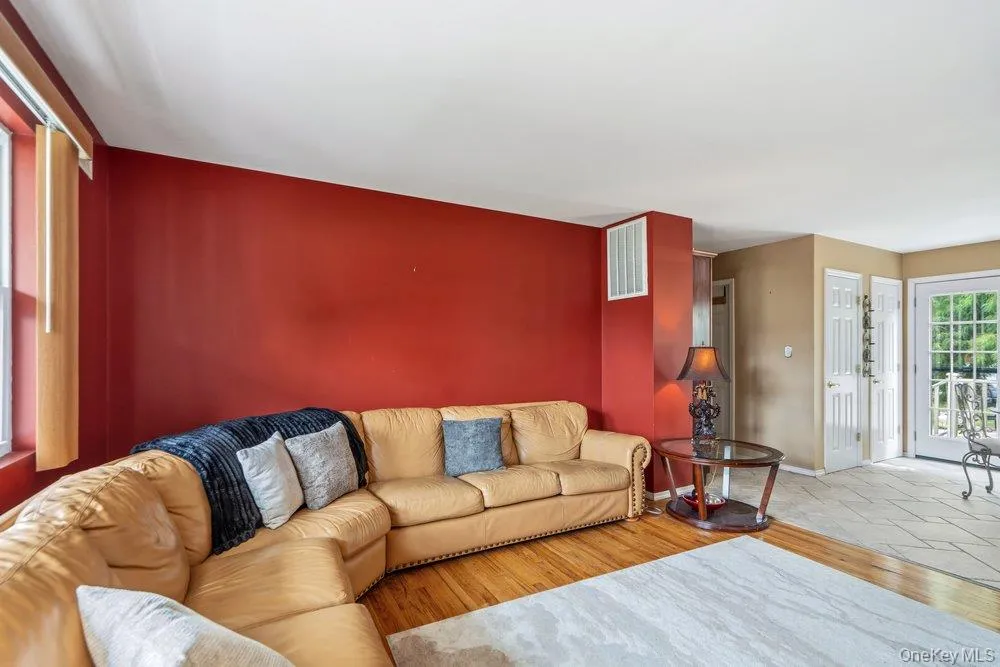 89 Floyd Street, Babylon, NY, 4 Bedrooms Bedrooms, 11 Rooms Rooms,3 BathroomsBathrooms,Residential,For Rent,Floyd,0,1028450 89 Floyd Street, Babylon, NY, 4 Bedrooms Bedrooms, 11 Rooms Rooms,3 BathroomsBathrooms,Residential,For Rent,Floyd,0,1028450