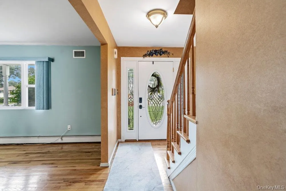 89 Floyd Street, Babylon, NY, 4 Bedrooms Bedrooms, 11 Rooms Rooms,3 BathroomsBathrooms,Residential,For Rent,Floyd,0,1028450 89 Floyd Street, Babylon, NY, 4 Bedrooms Bedrooms, 11 Rooms Rooms,3 BathroomsBathrooms,Residential,For Rent,Floyd,0,1028450