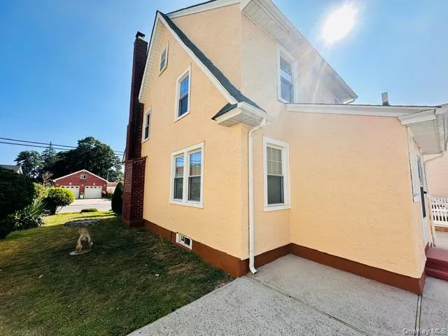 1424 Kiefer Avenue, Hempstead, NY, 3 Bedrooms Bedrooms, 8 Rooms Rooms,1 BathroomBathrooms,Residential,For Rent,Kiefer,0,1028451 1424 Kiefer Avenue, Hempstead, NY, 3 Bedrooms Bedrooms, 8 Rooms Rooms,1 BathroomBathrooms,Residential,For Rent,Kiefer,0,1028451